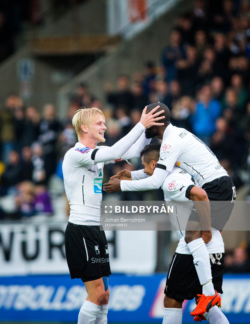Örebros Mohammed Saeid gör 5-1 och jublar med Karl