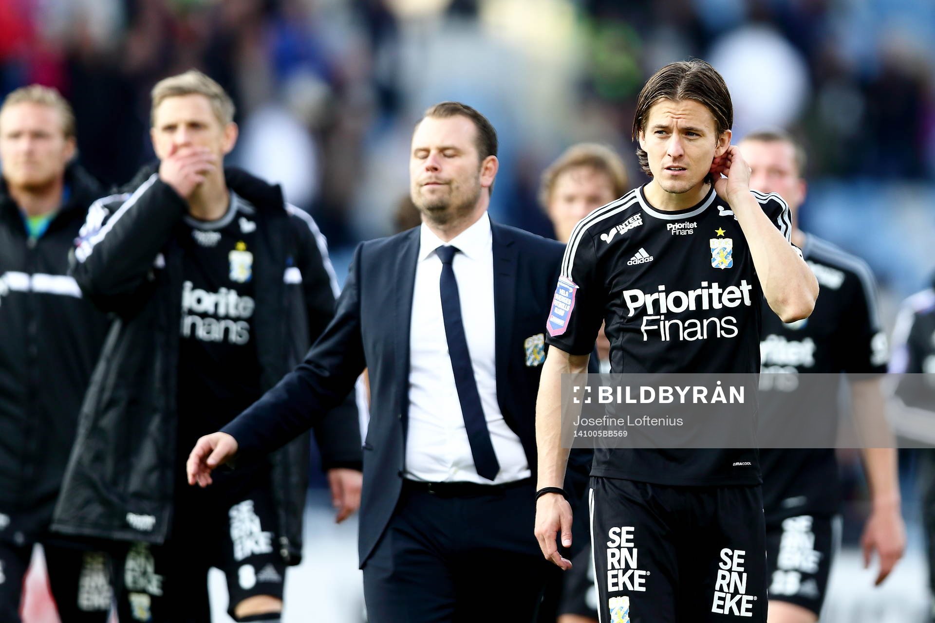 IFK Göteborgs Lasse Vibe och  tränare Mikael Stahre deppar