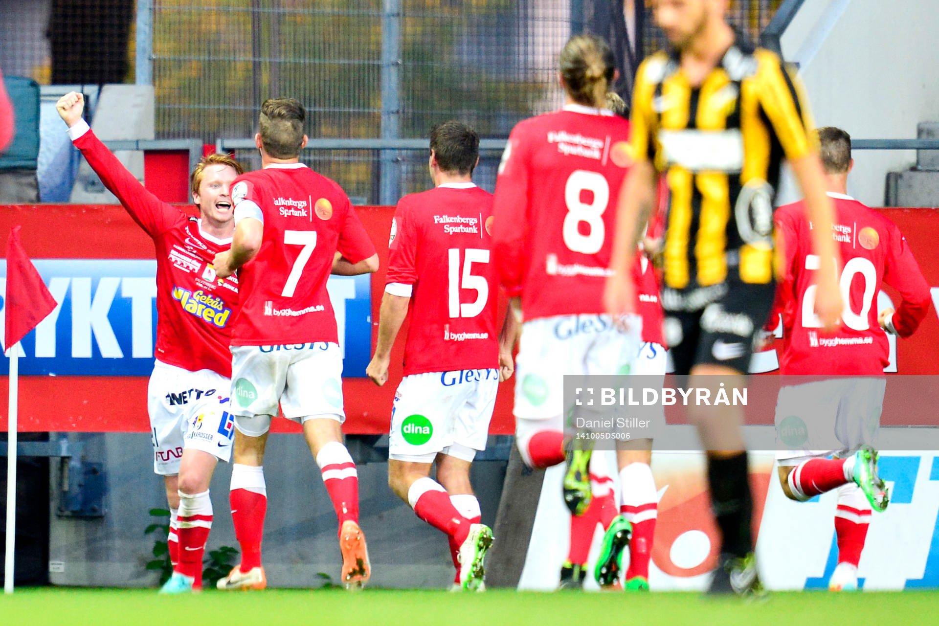 Falkenbergs Dan Keat jublar