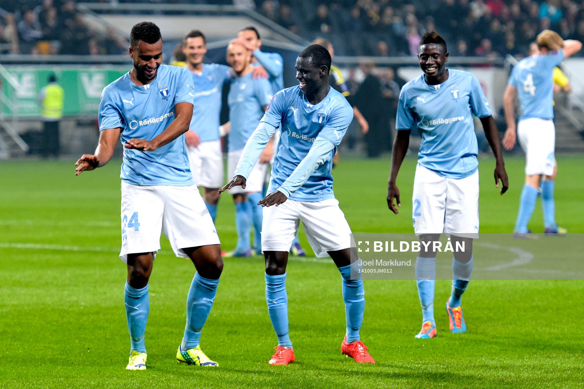Malmö FFs Isaac Kiese Thelin och Enock Kofi Adu jublar