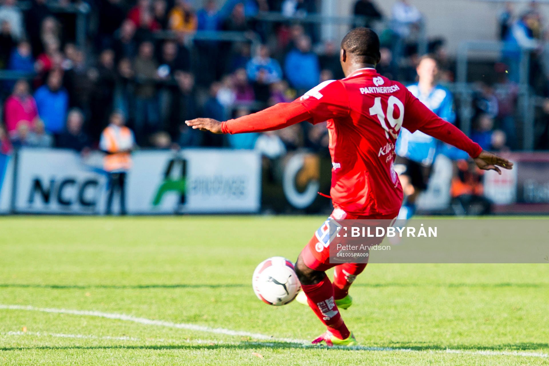 Åtvidabergs John Owoeri skjuter in 1-2