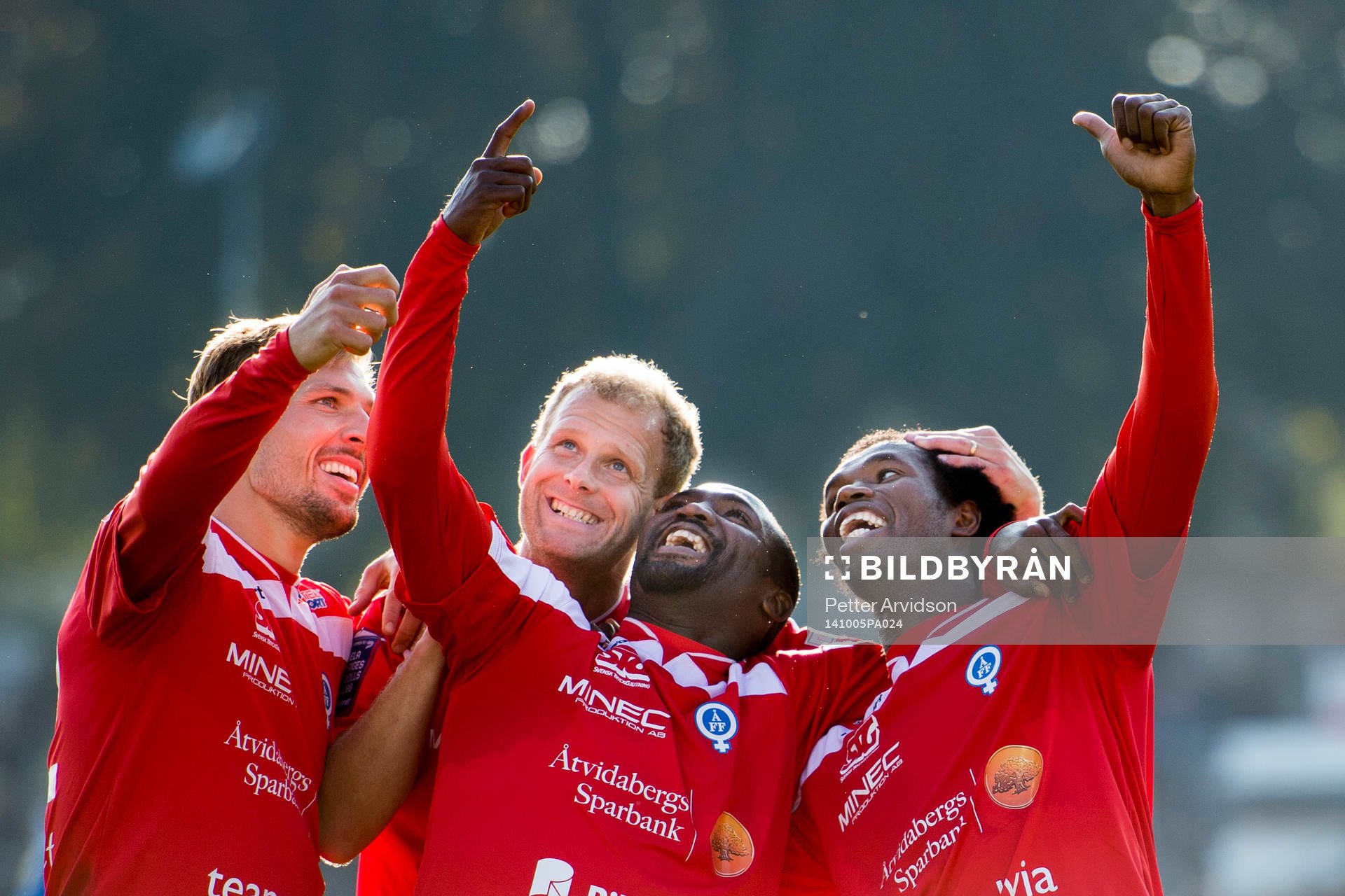 Åtvidabergs Martin Christensen, Kristian Bergström, John Owoeri och Mohammed Abubakari jublar efter 1-3 genom John Owoeri under fotbollsmatchen i Allsvenskan mellan Halmstad och Åtvidaberg den 5 oktober 2014 i Halmstad.