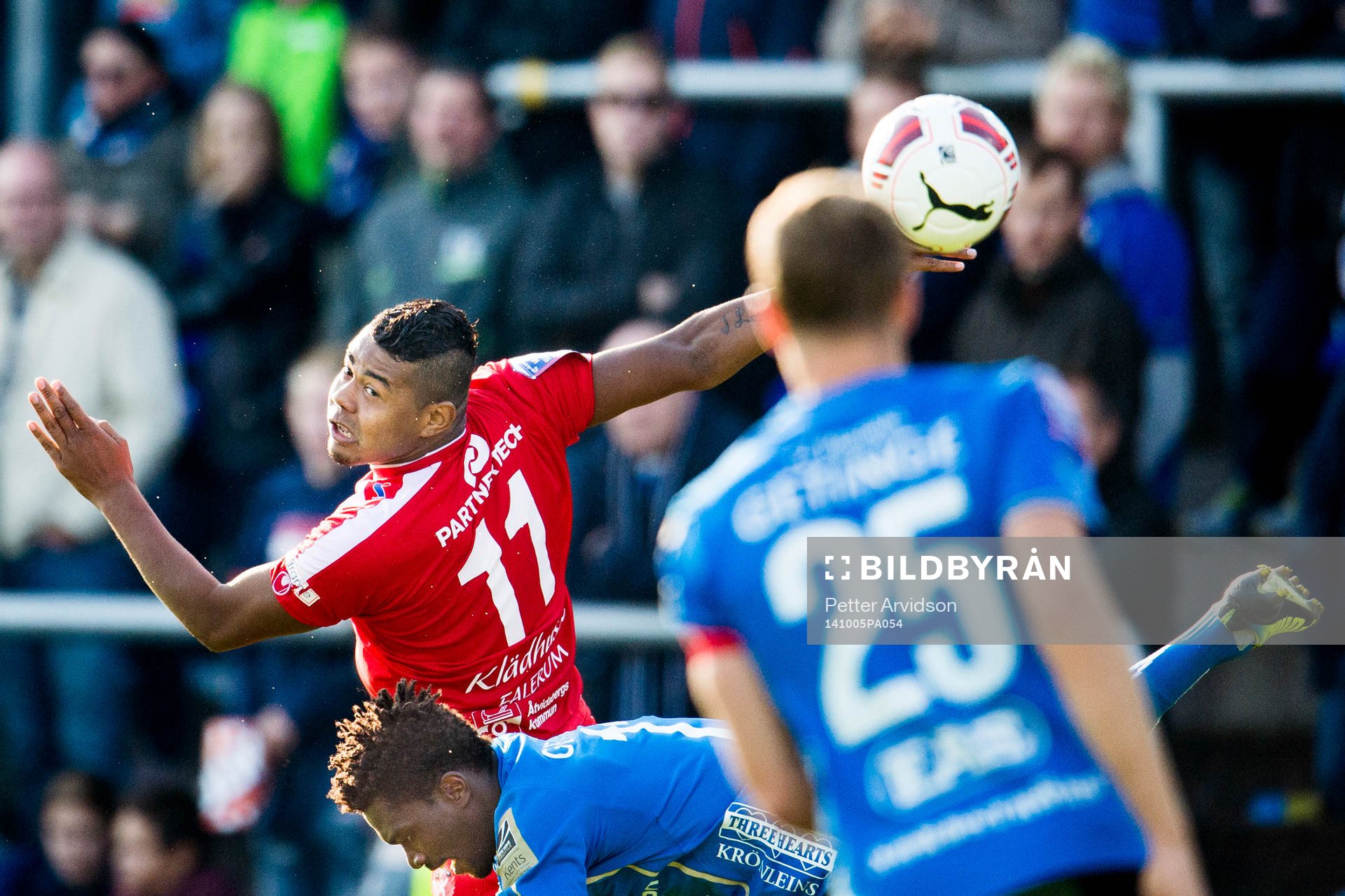 Åtvidabergs Ricardo Santos och Halmstads King Osei Gyan