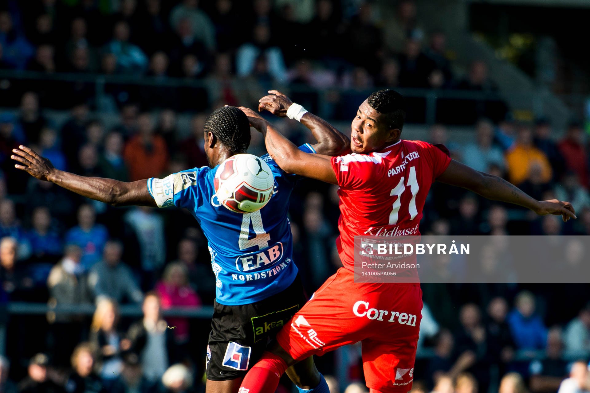 Halmstads Joseph Baffo och Åtvidabergs Ricardo Santos