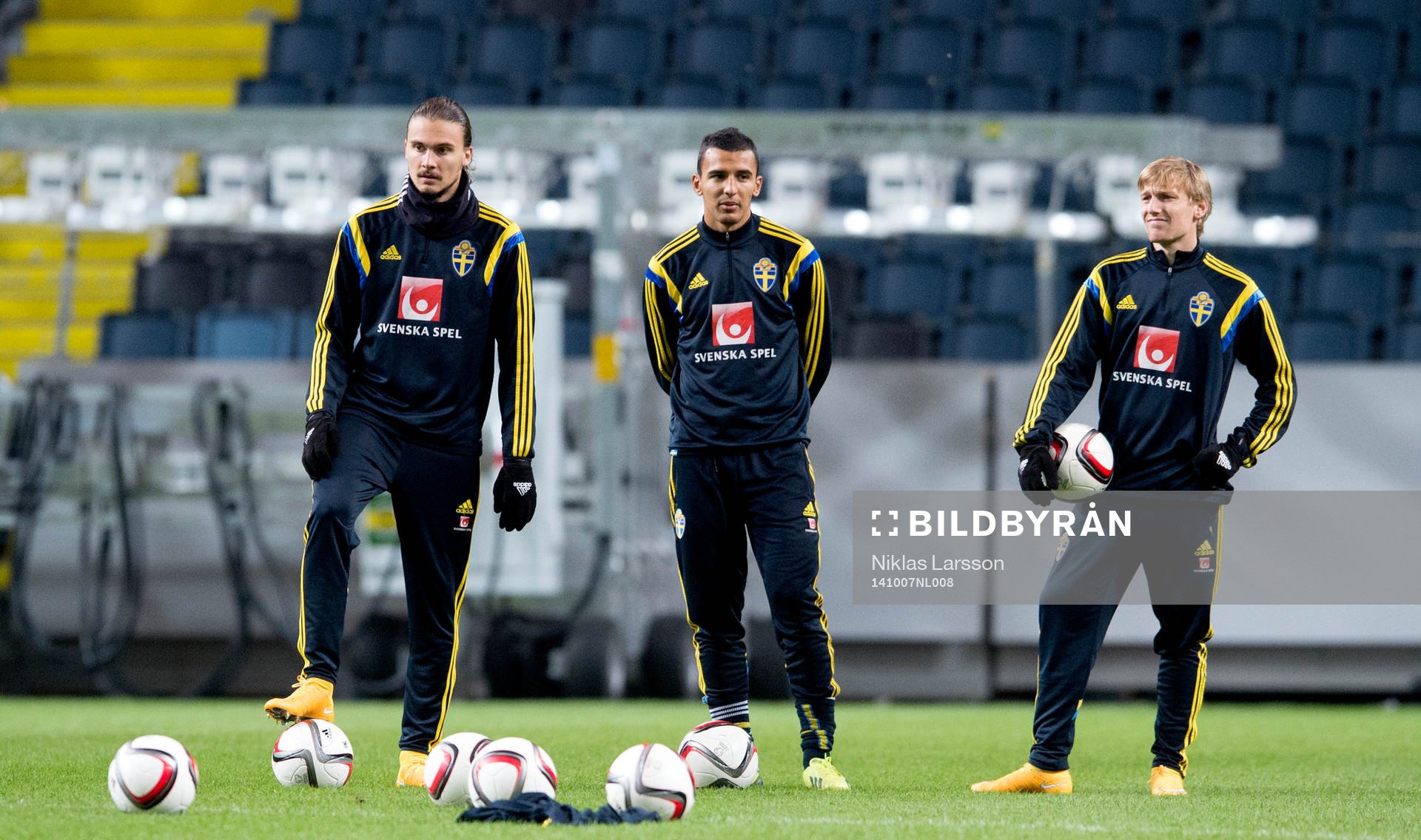 Sveriges Erik Johansson, Nabil Bahoui och Emil Forsberg