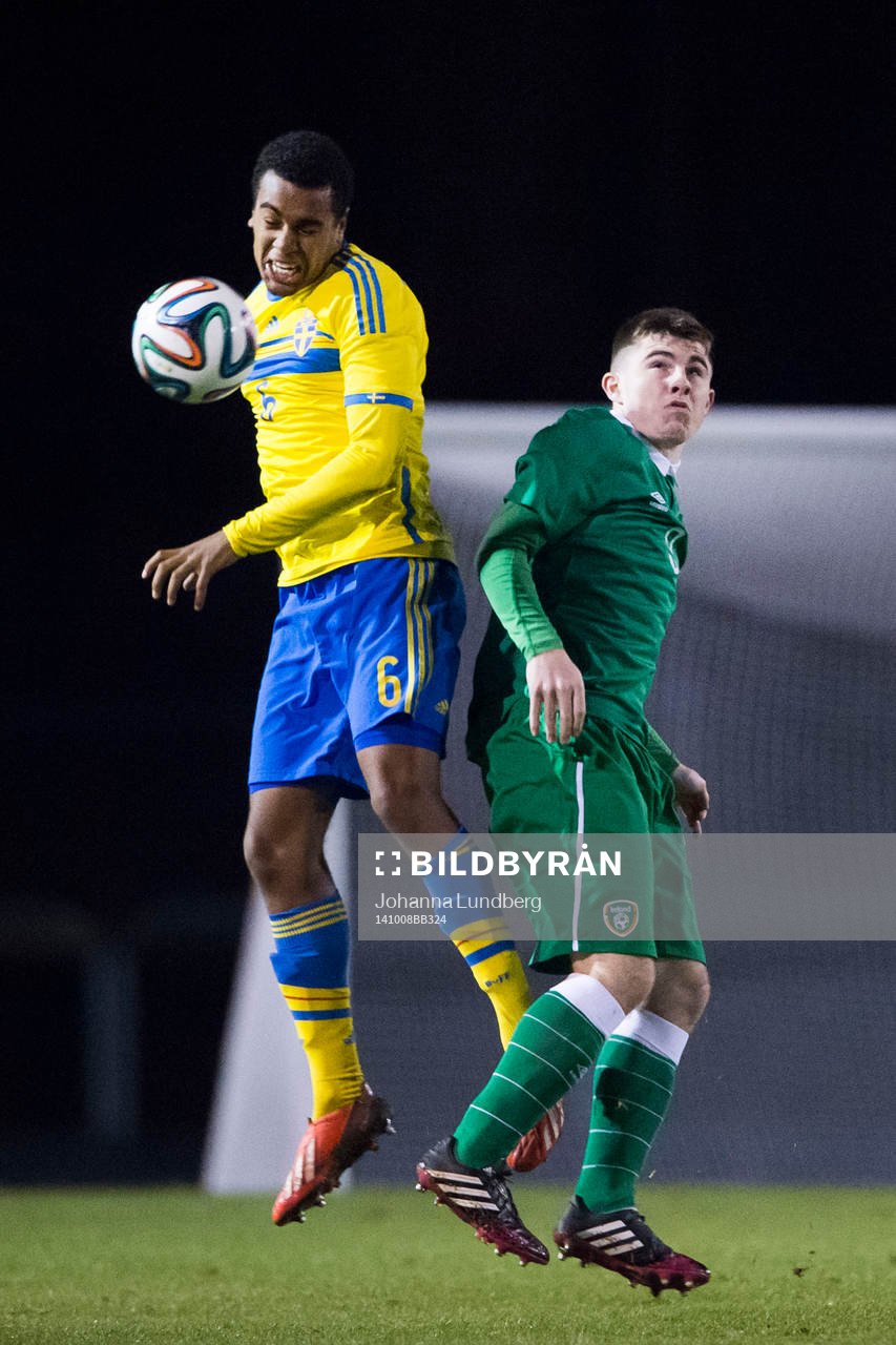 Sveriges Noah Sonko Sundberg och Irlands Ryan Manning