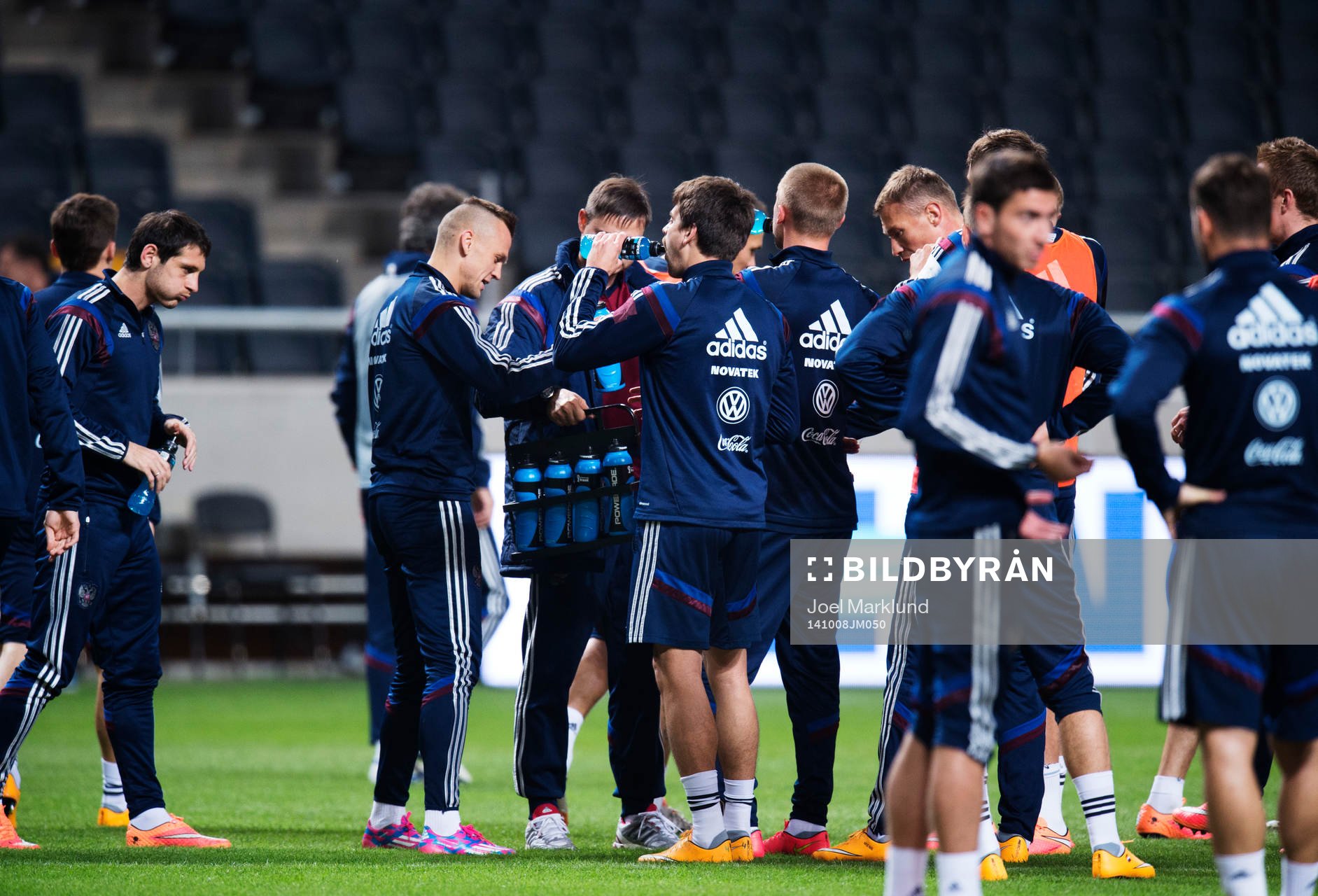 Vätskepaus under Rysslands fotbollslandslags träning den 8 oktober 2014 i Stockholm.