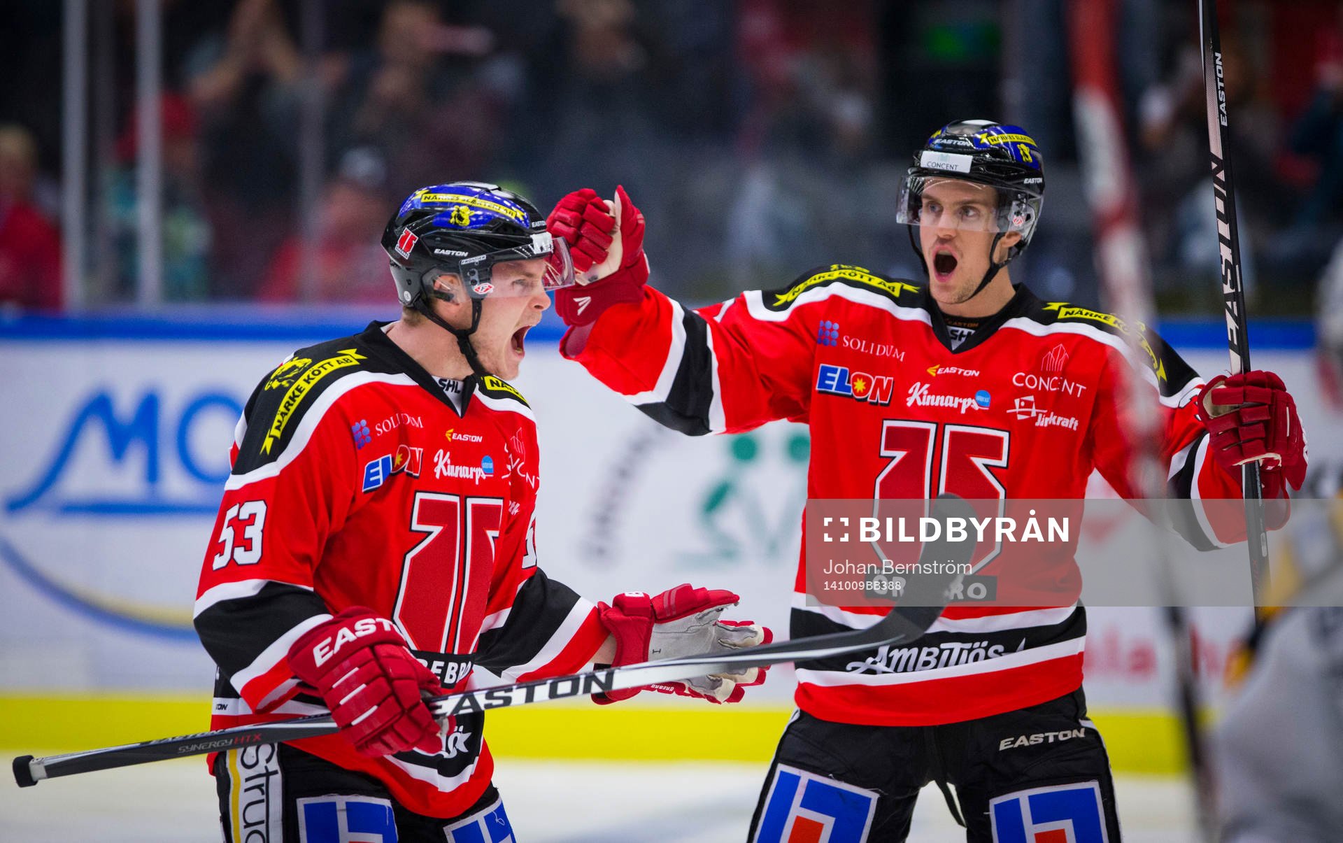 Örebros Bobbo Petersson gör 3-3 och jublar med Stefan