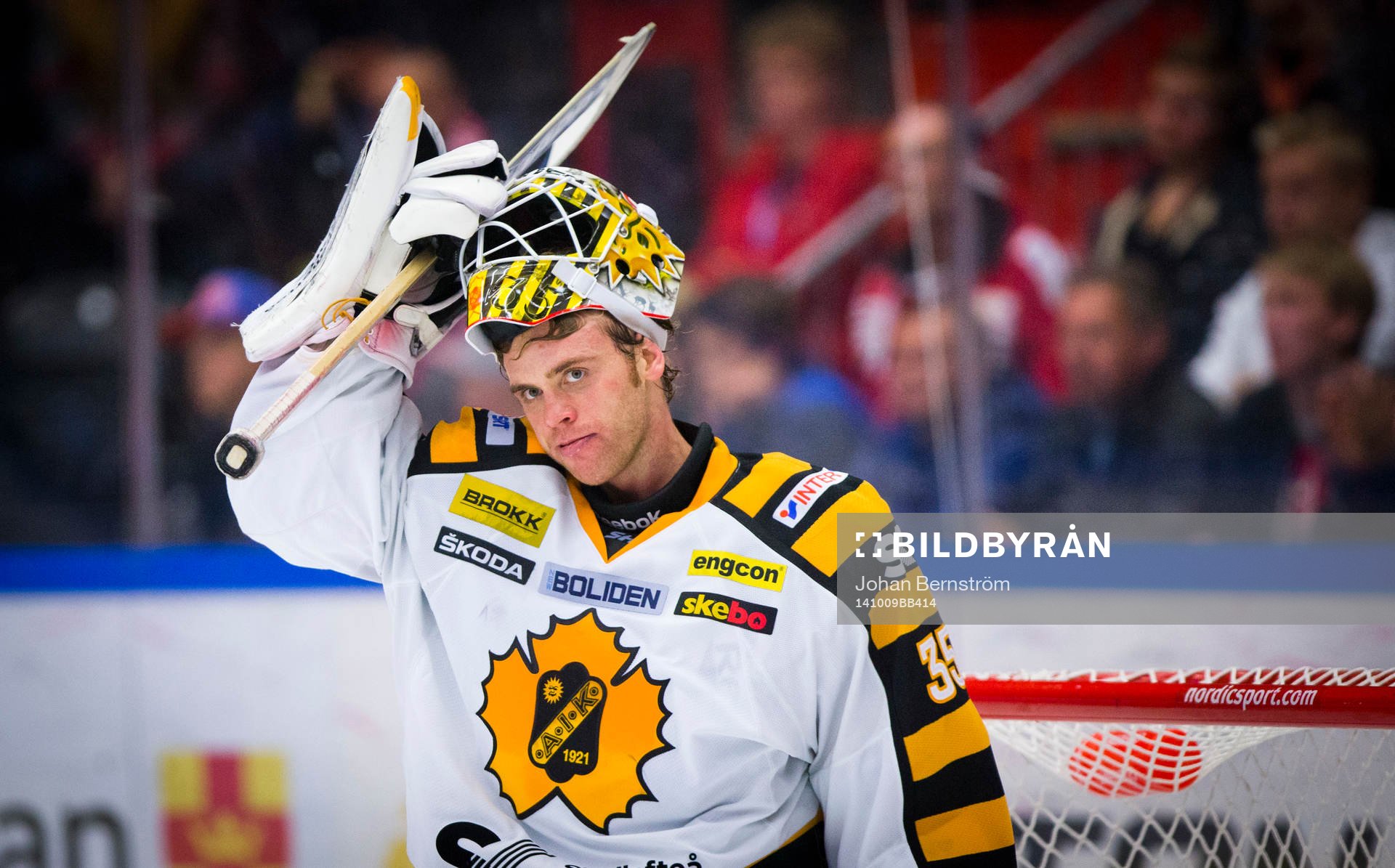 Skellefteås målvakt Markus Svensson deppar