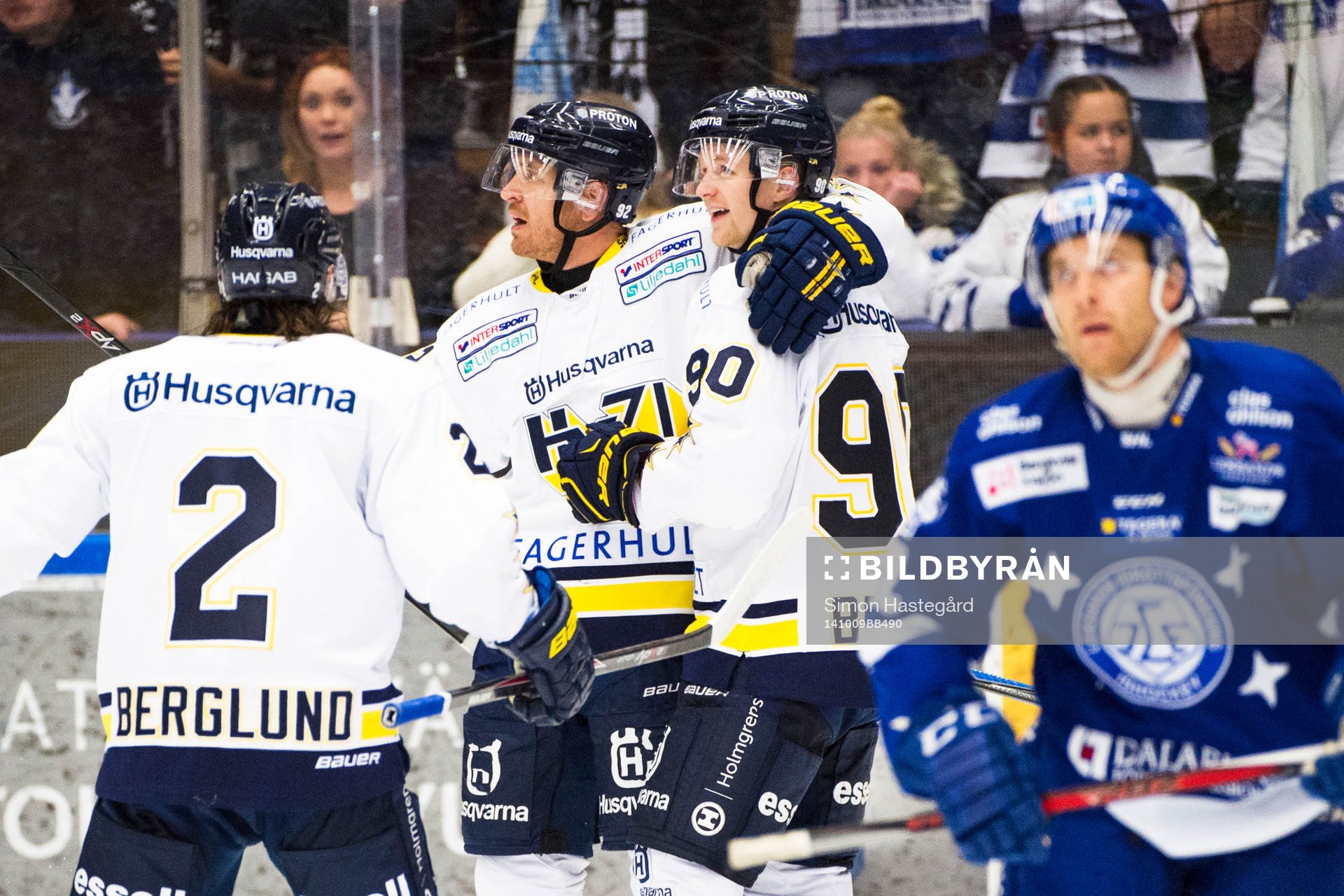 HV71s Kristofer Berglund, Teemu Laine och Ted Brithén