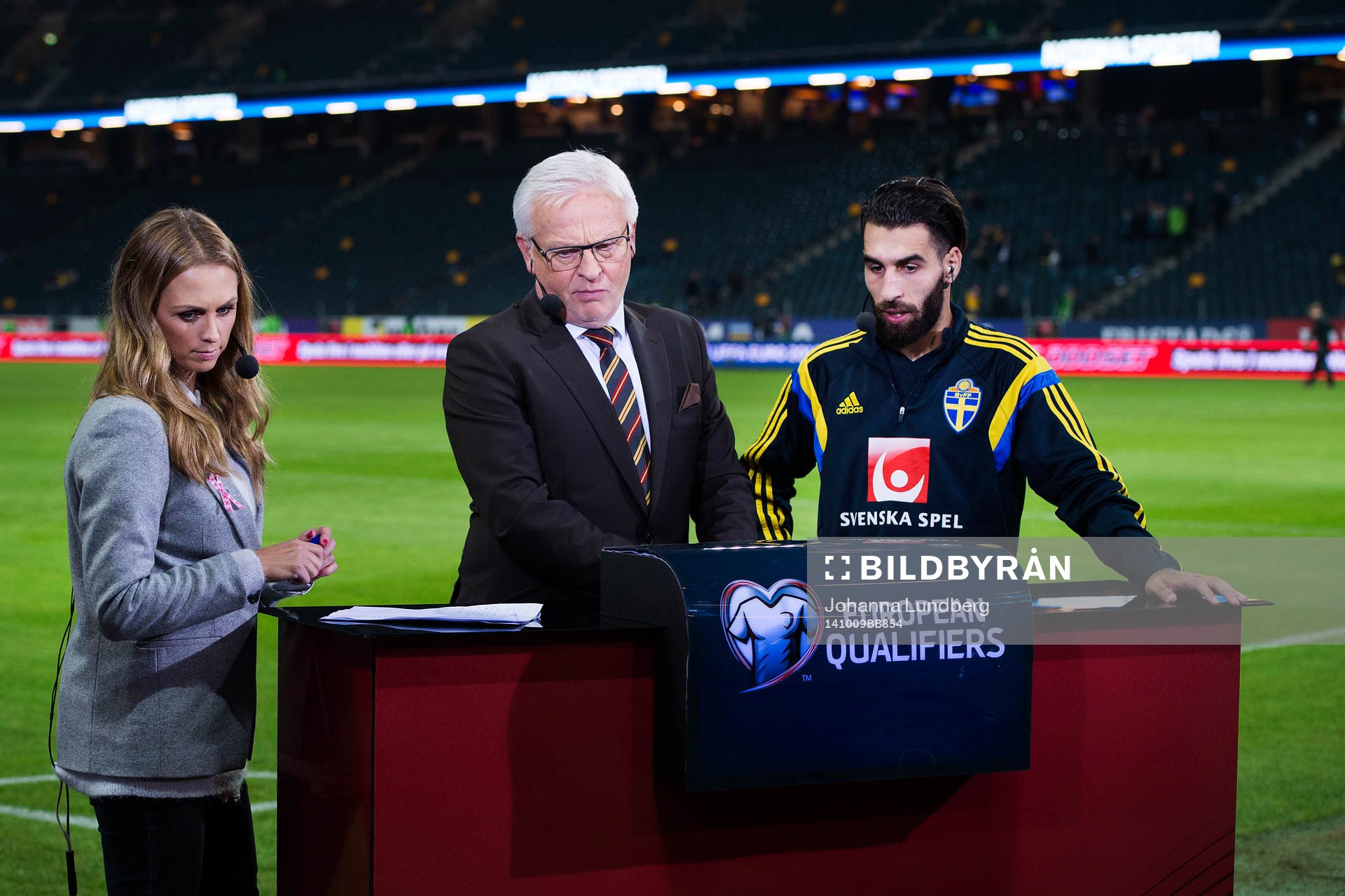 s studio med Karin Frick, Hasse Backe  och Jimmy Durmaz