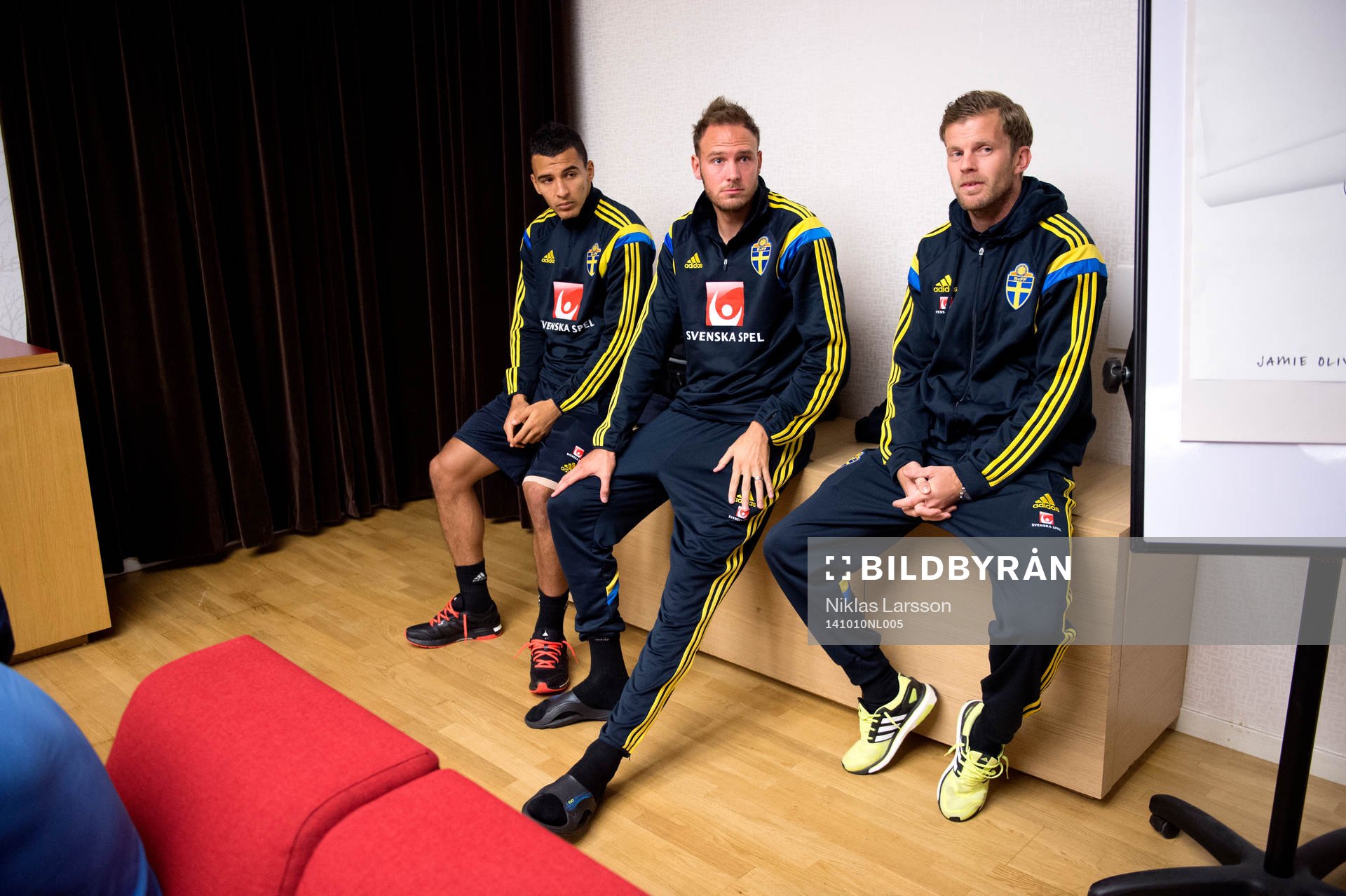 Sveriges Nabil Bahoui, Andreas Granqvist och Mikael