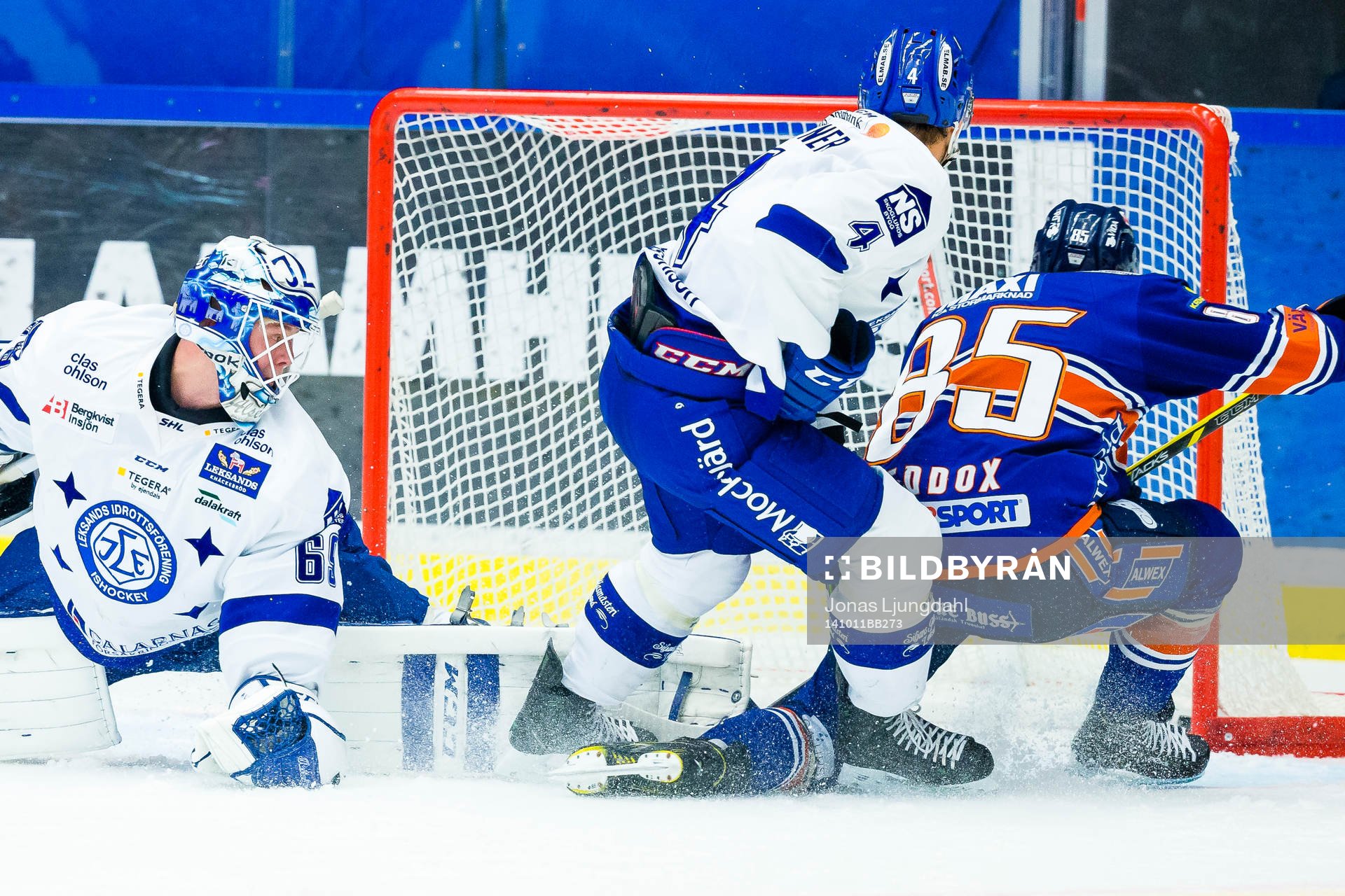 Växjös Liam Reddox gör 1-0 målet bakom Leksands