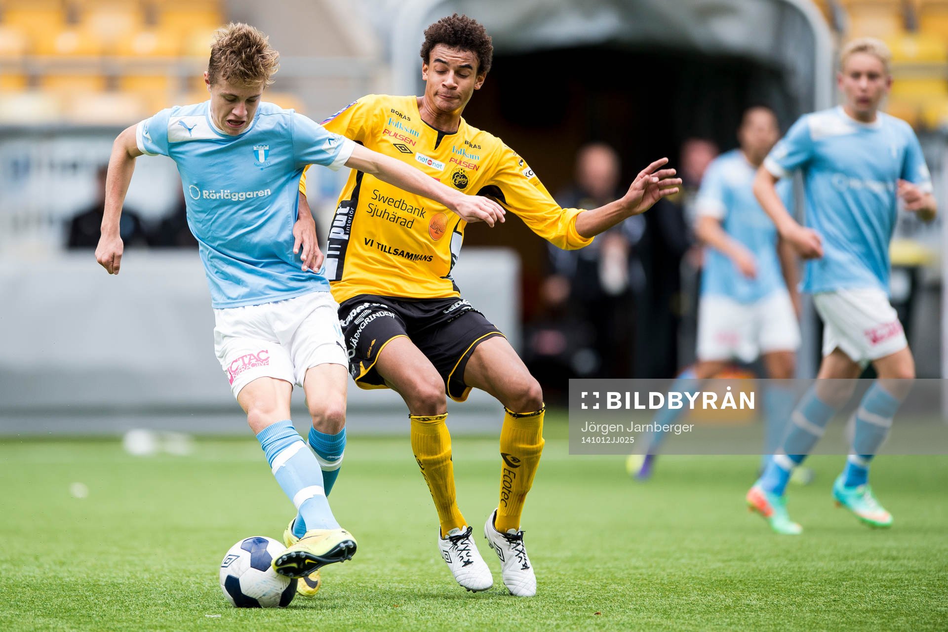 Malmö FFs Mattias Svanberg och Elfsborgs Jonathan Gilkes