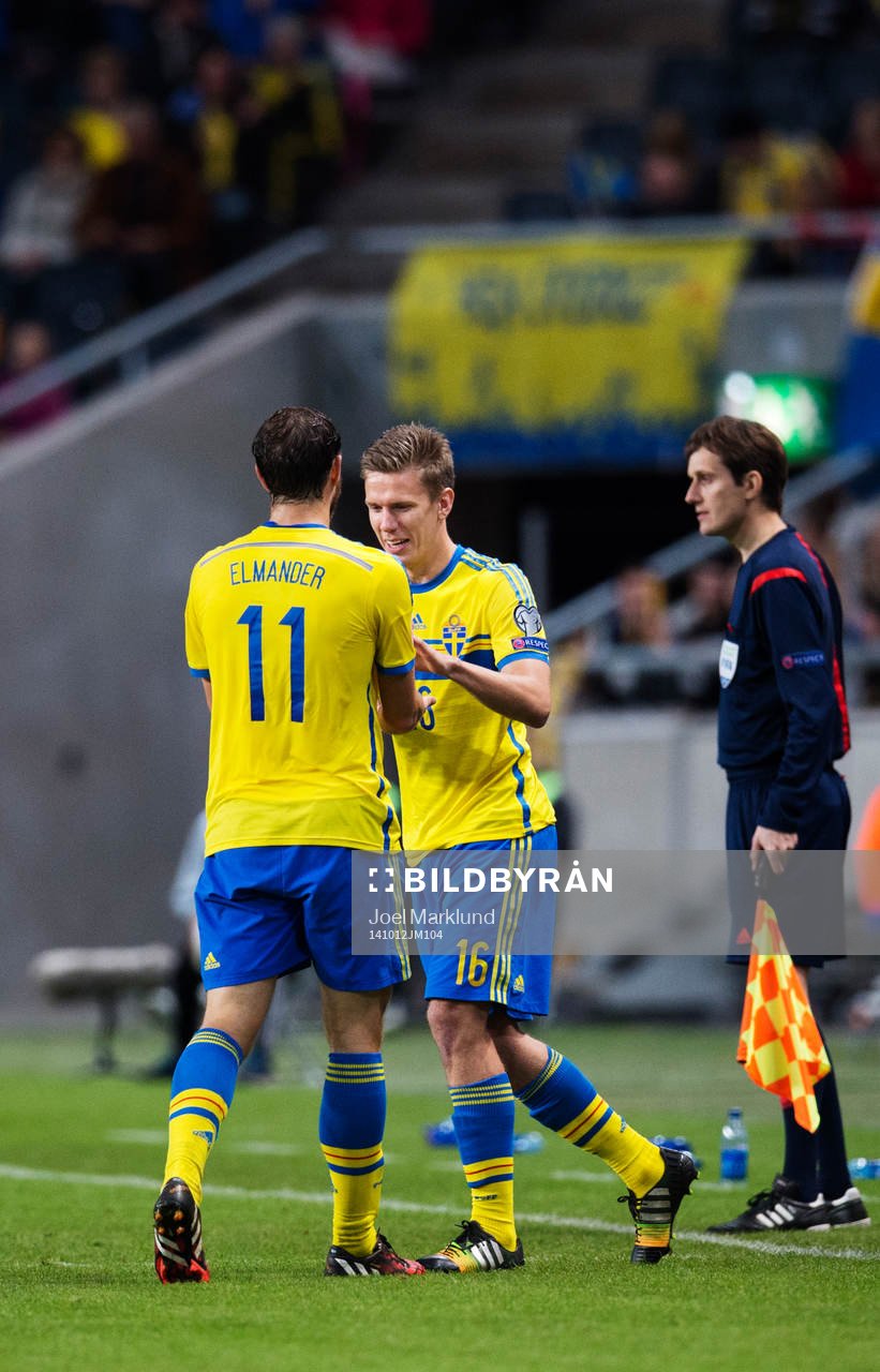 Sveriges Johan Elmander byts ut mot Pontus Wernbloom