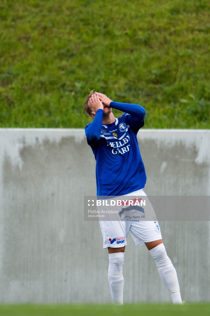Trelleborgs Jonathan Asp deppar