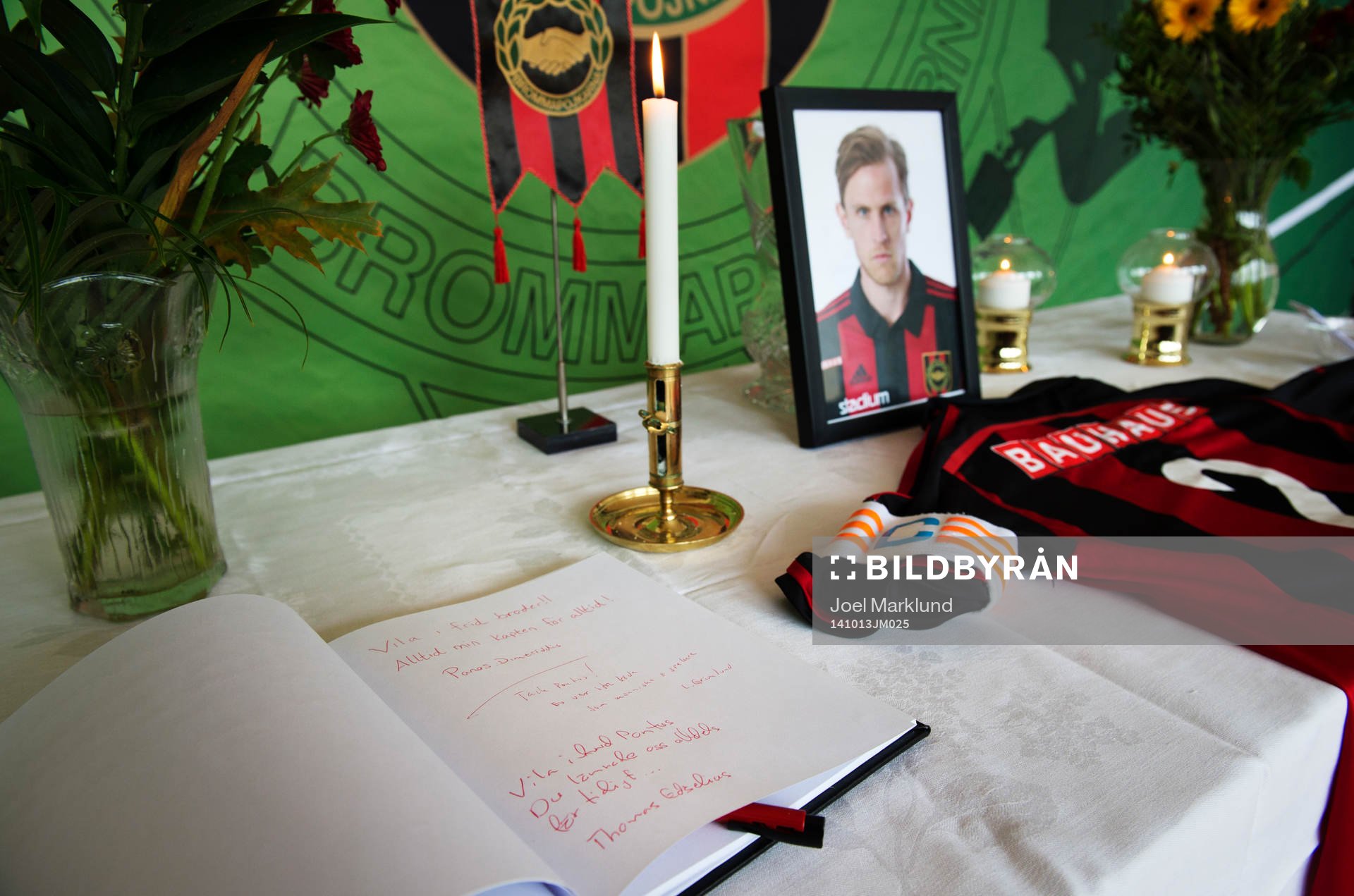 AIK:s vd Thomas Edselius har skrivit Vila i frid Pontus. Du lämnade oss alldeles för tidigt... i en kondoleansbok vid en bild på Pontus Segerström vid en minnesstund i Brommapojkarnas klubblokal på Grimsta IP efter att spelaren avlidit av cancer, den 13 oktober 2014 i Stockholm.