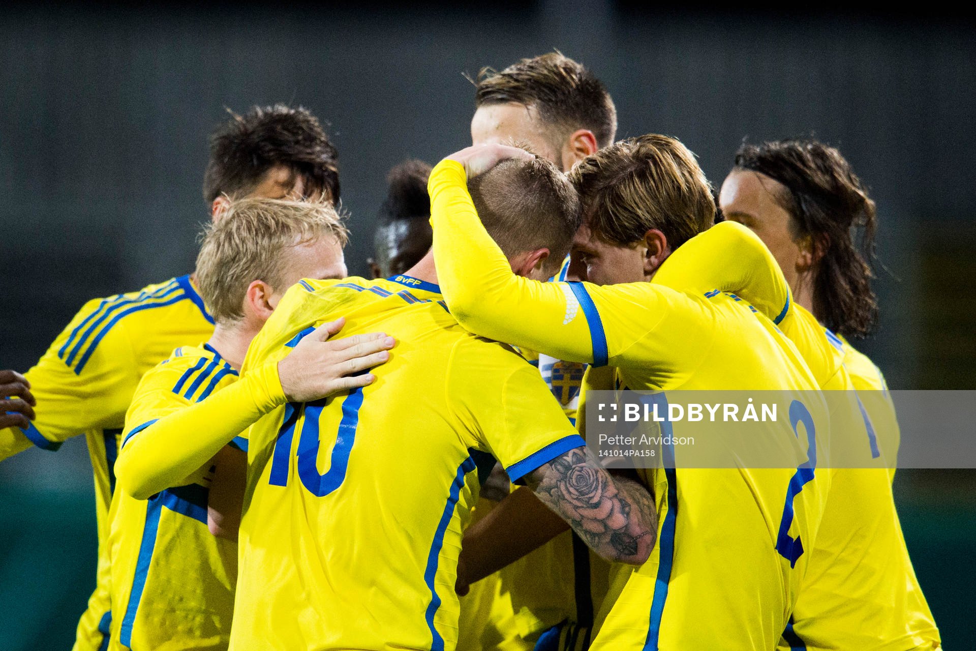 Sveriges spelare jublar