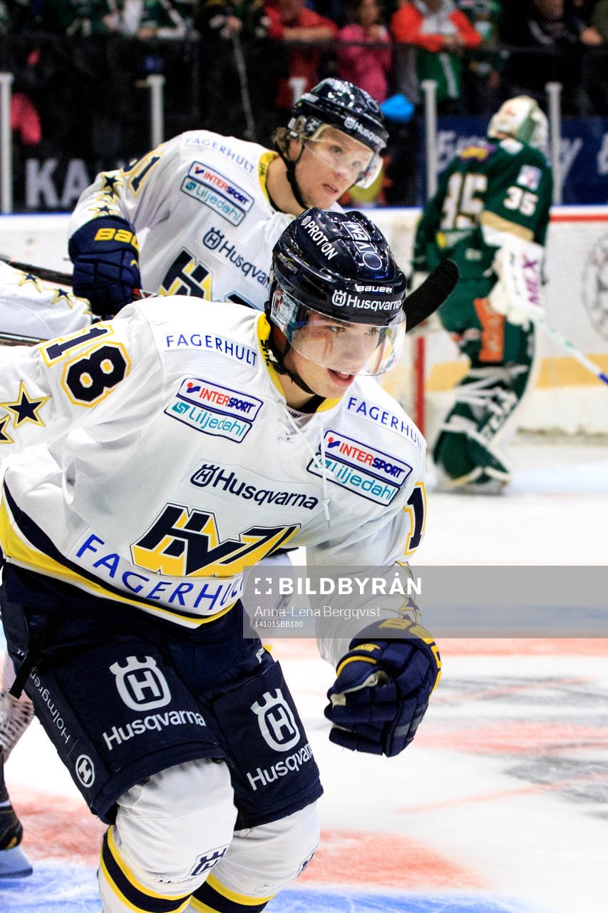 s Kevin Fiala jublar