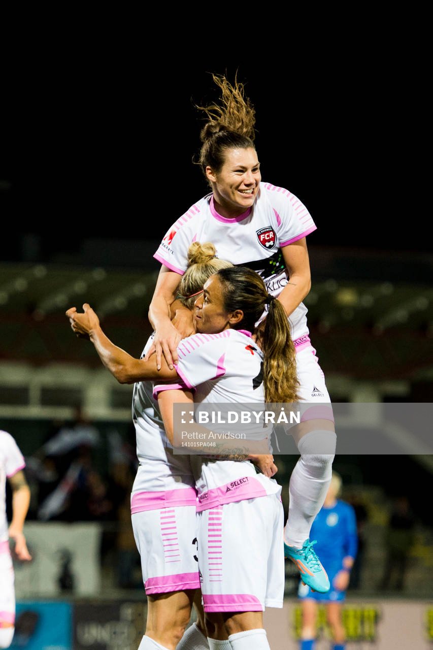 Rosengårds Anja Mittag gratuleras