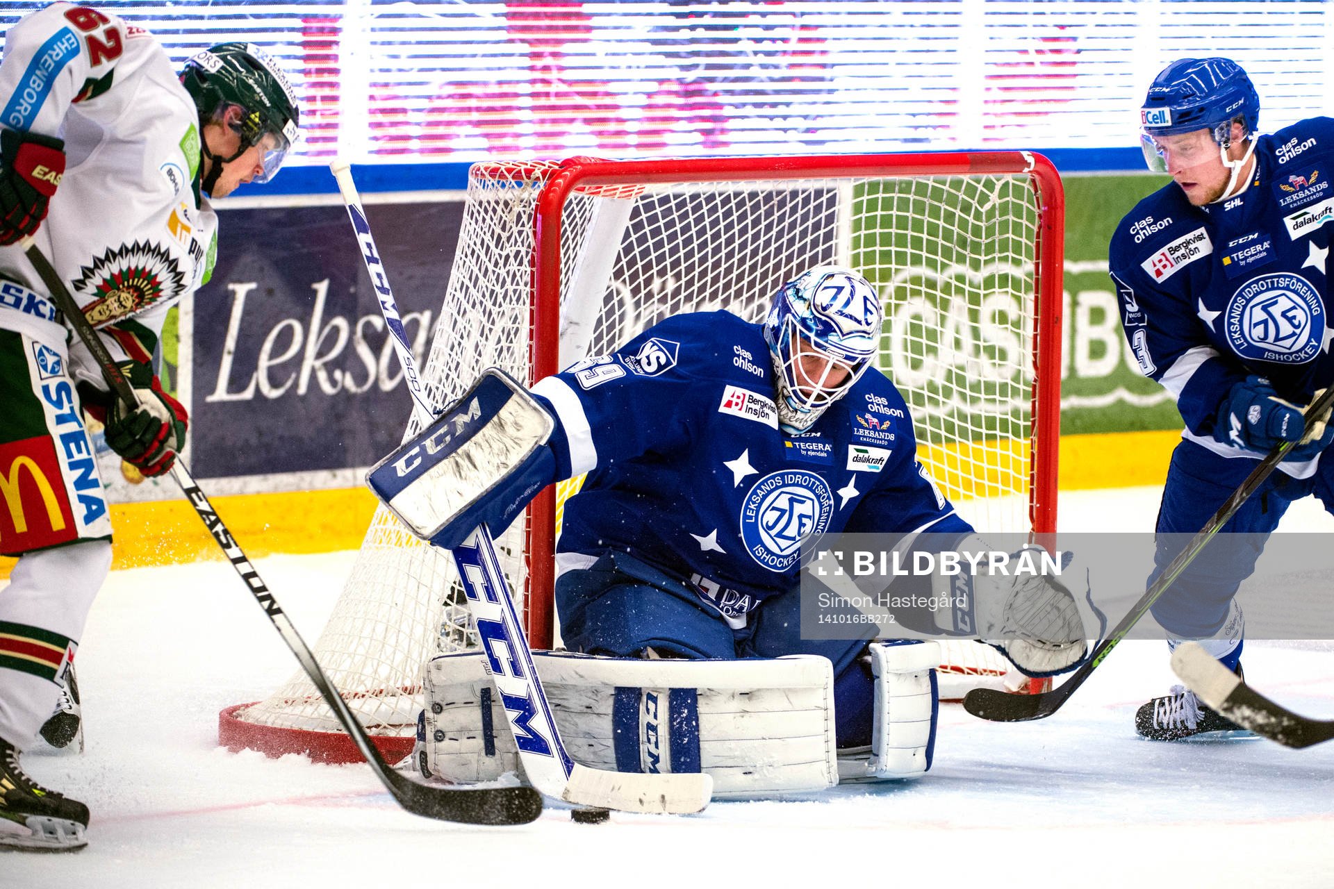 Frölundas Artturi Lehkonen, Leksands målvakt Oscar