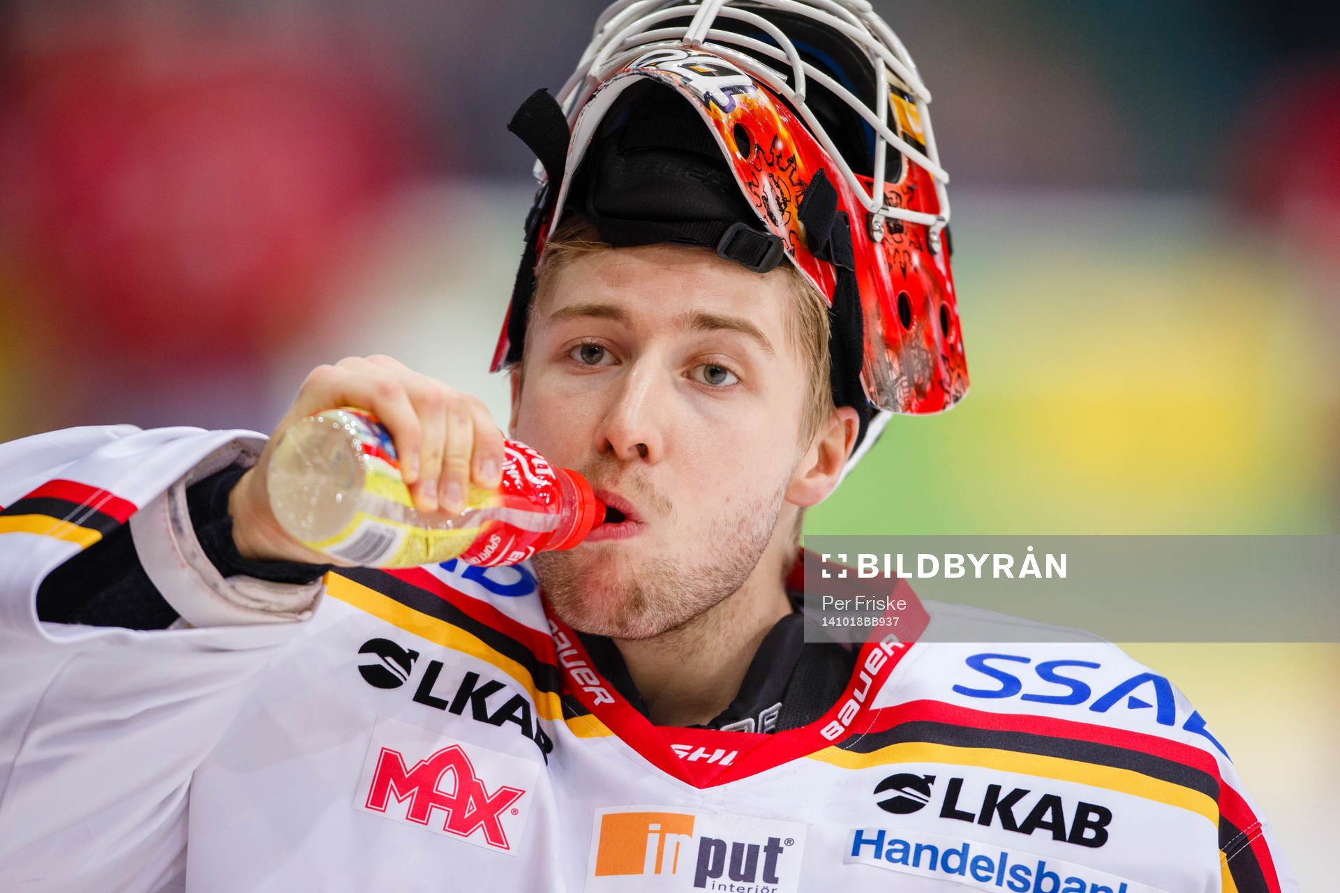 Luleås målvakt Joel Lassinantti innan ishockeymatchen i