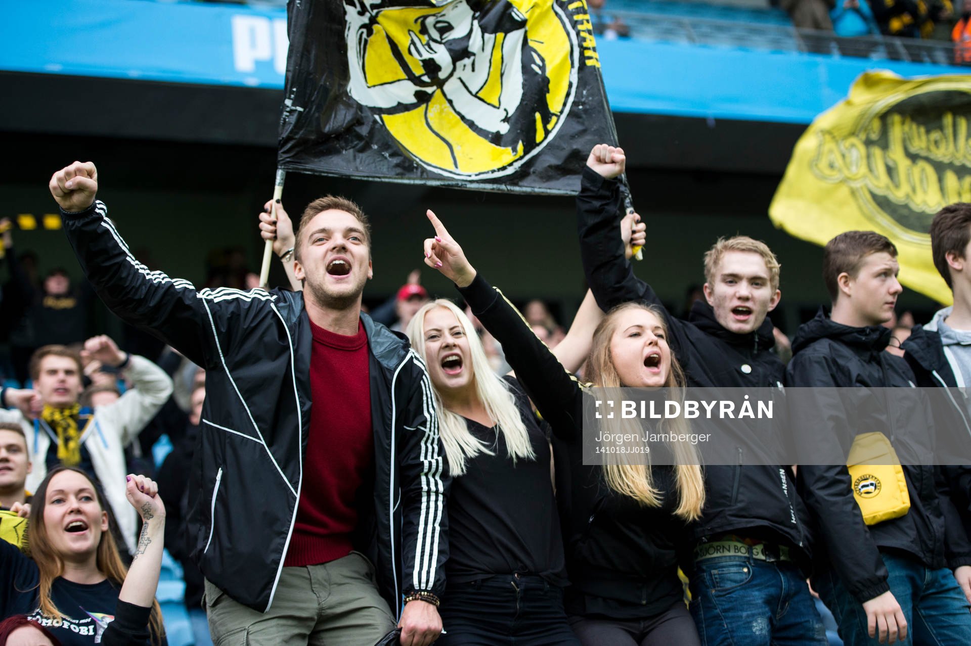 Elfsborgs supportrar jublar