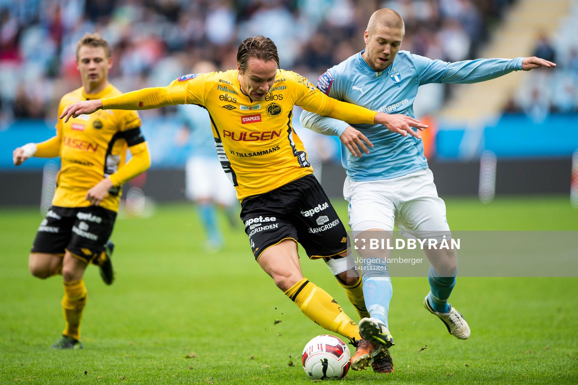 Kamp mellan Elfsborgs Viktor Prodell och Malmö FFs Anton
