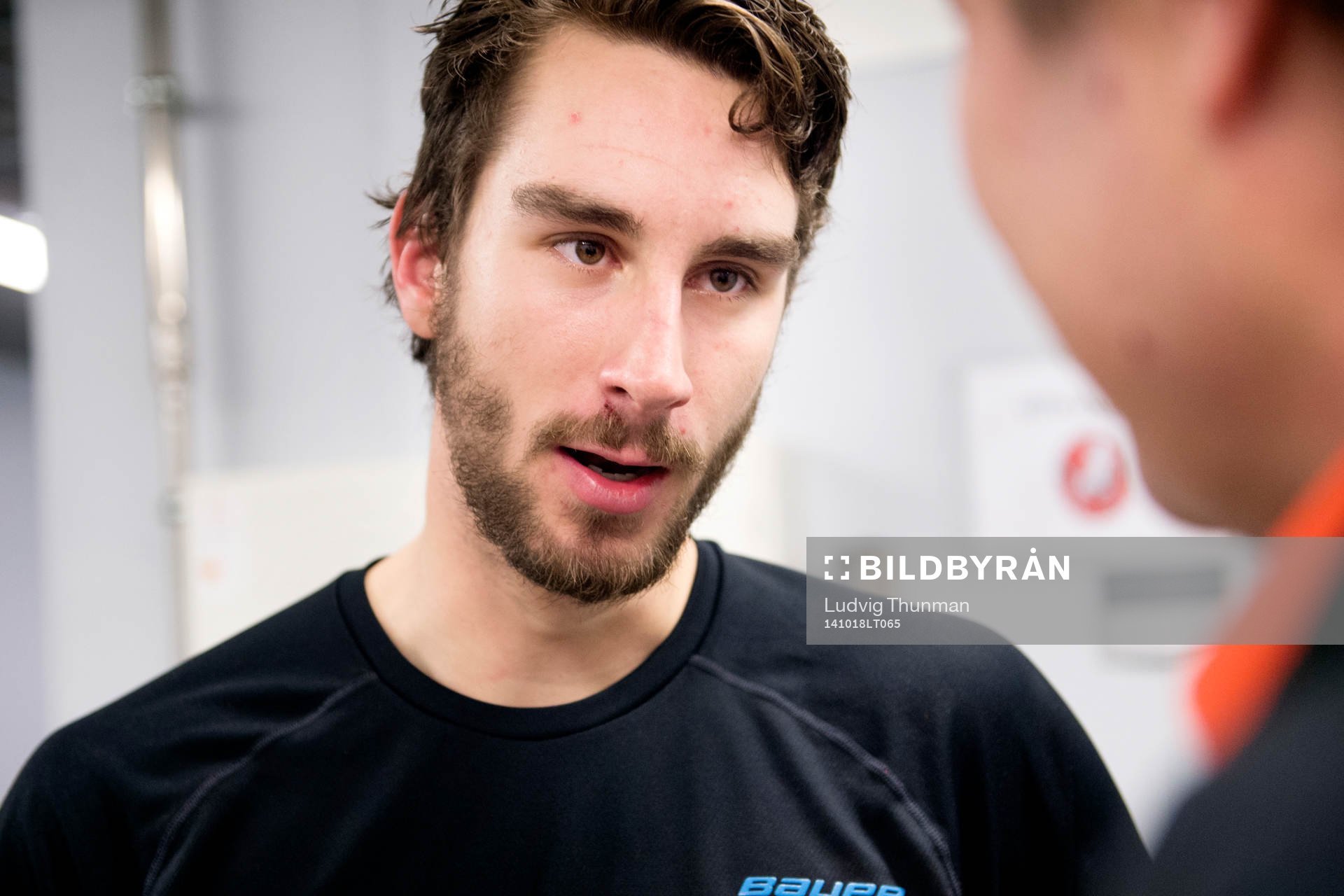 Vita Hästens Adam Schmidt