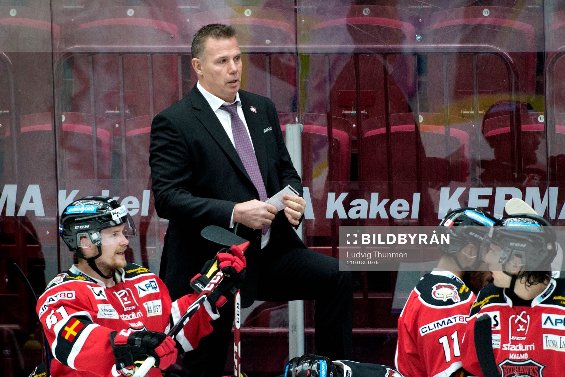Malmö Redhawks tränare Mats Lusth i båset