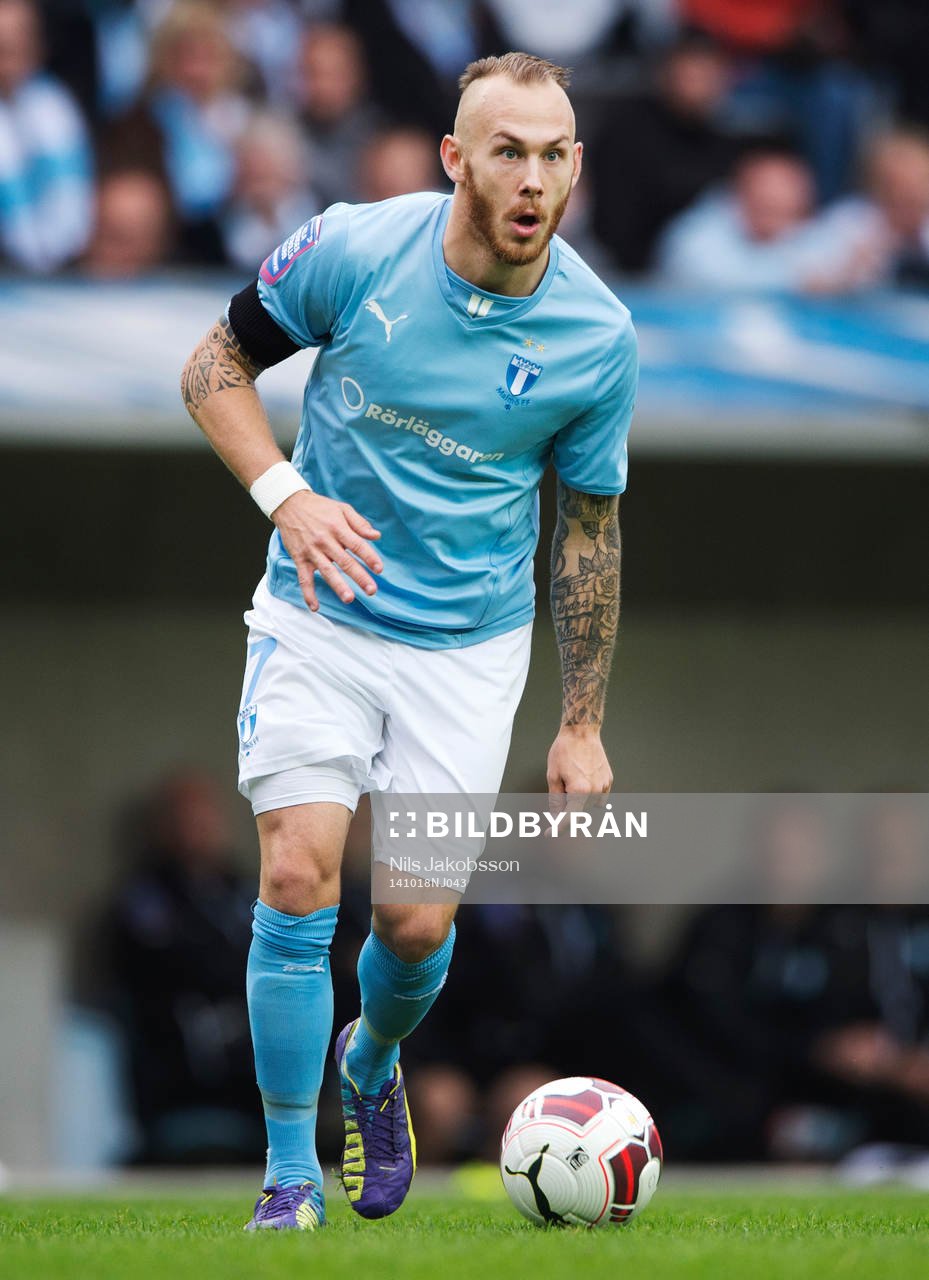 Malmö FFs Magnus Eriksson under den allsvenska fotbollsmatchen mellan Malmö FF och Elfsborg den 18 oktober 2014 i Malmö.