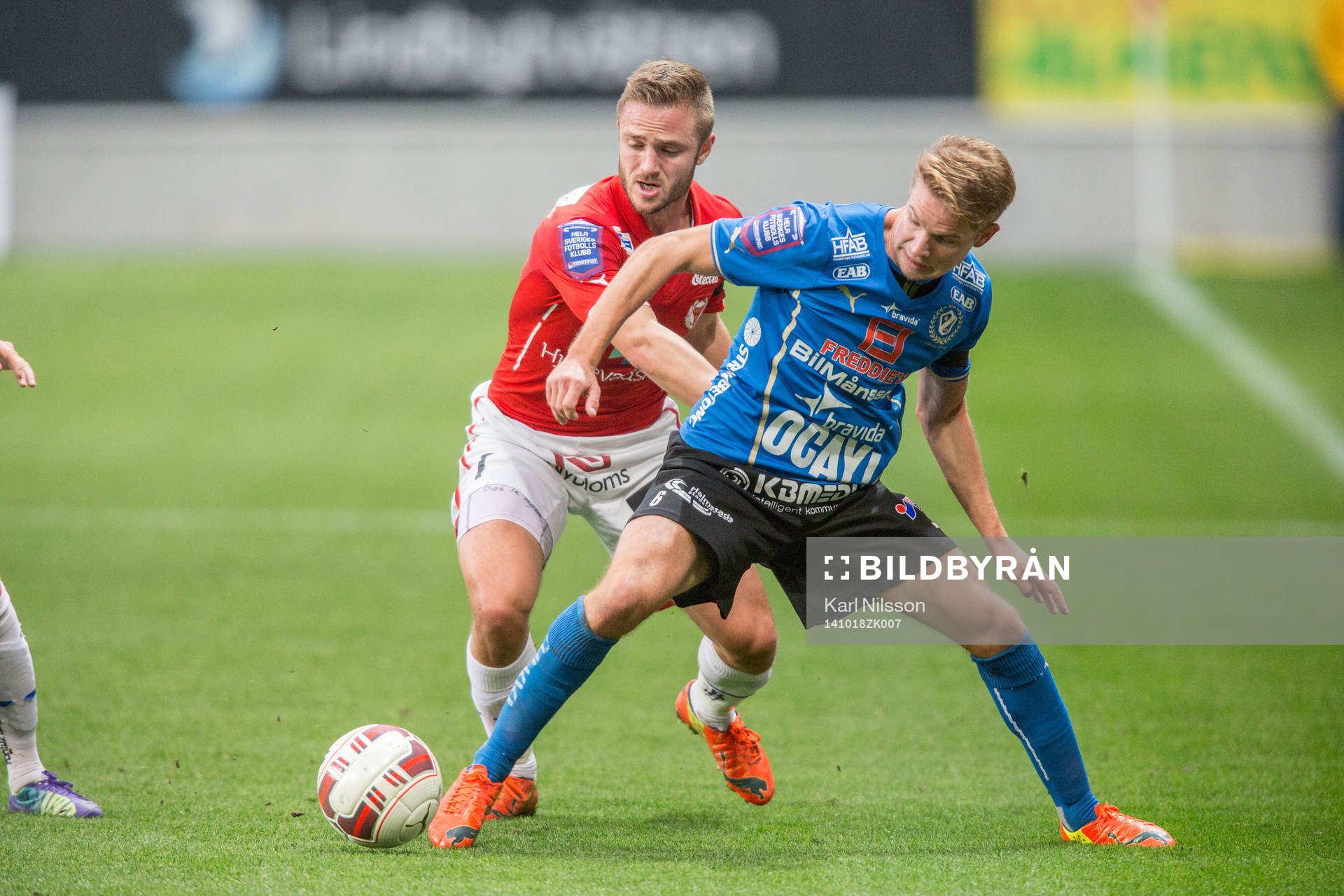 Kalmars Mats Solheim och Halmstads Johan Blomberg