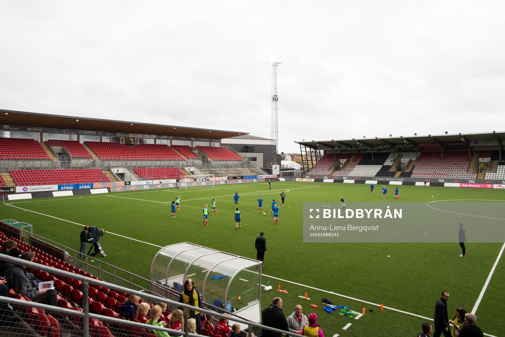 Vy över planen på Behrn Arena