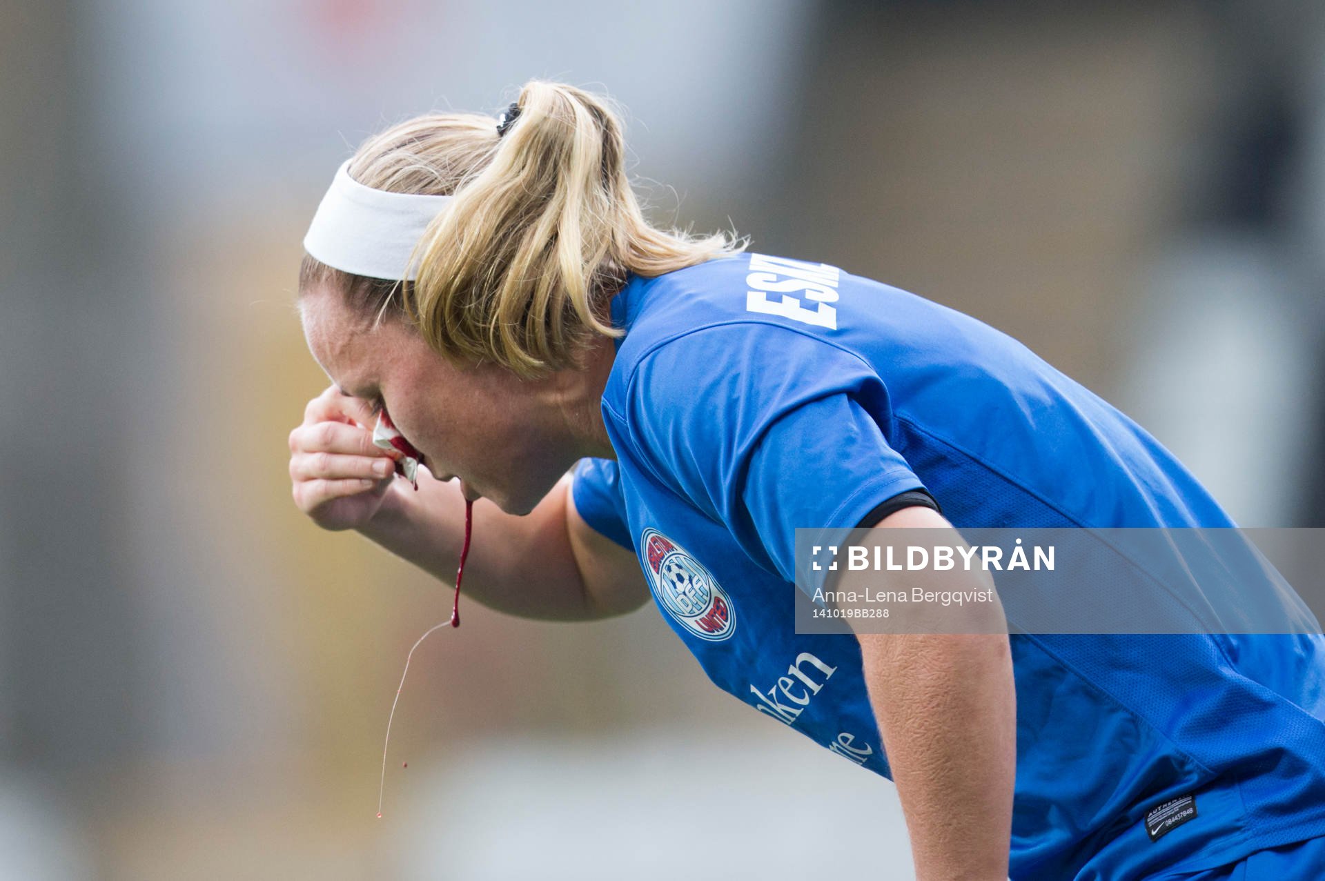 Eskilstunas Sara Thunebro blöder
