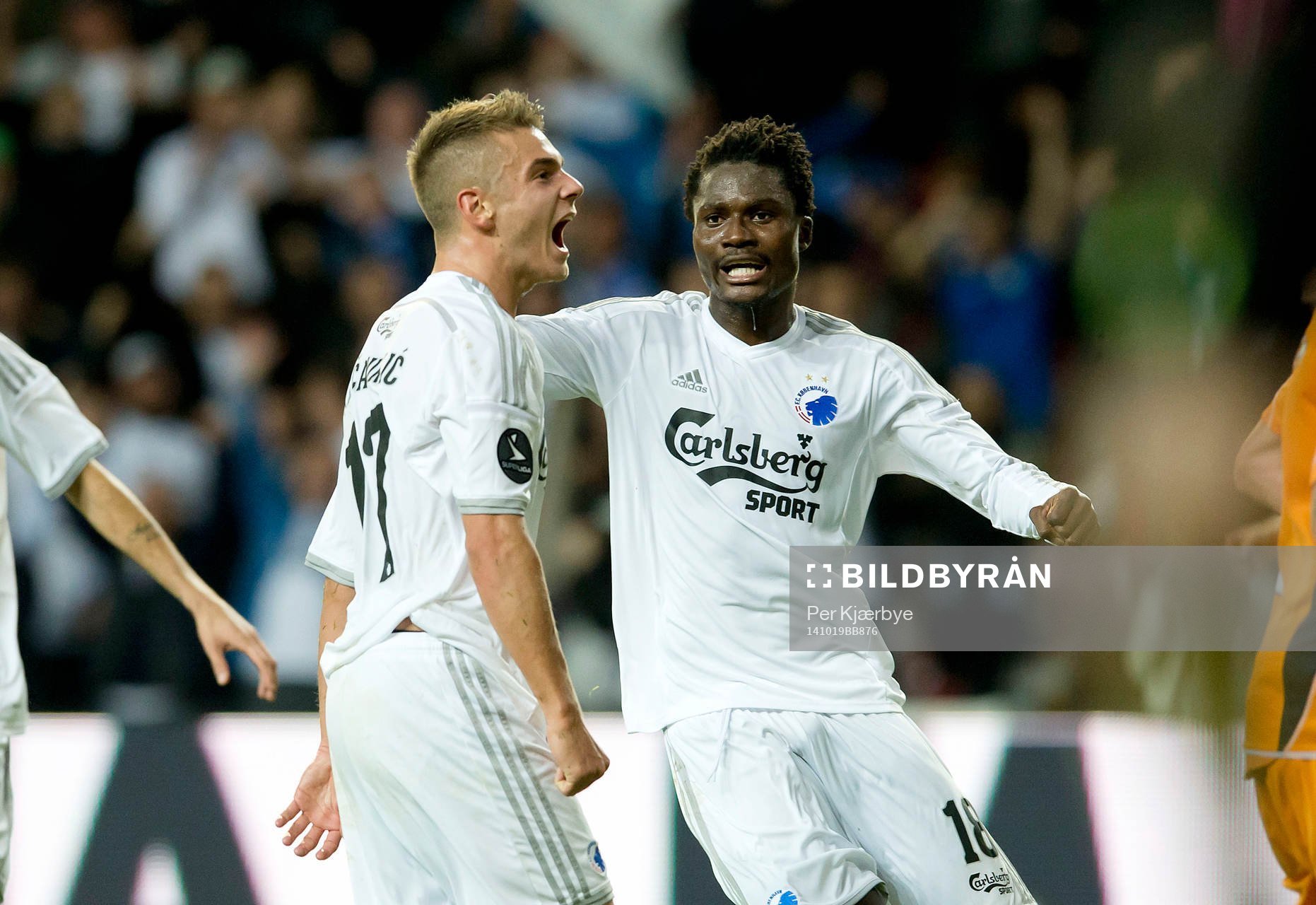 Alex Kacaniklic, FCK og Daniel Amartey, FCK jubler over