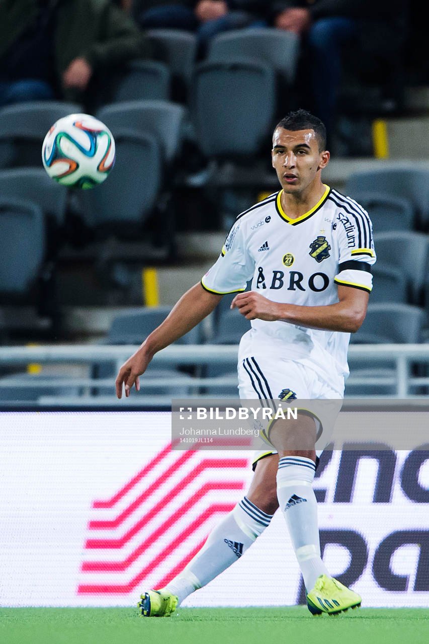 AIK:s Nabil Bahoui under fotbollsmatchen i Allsvenskan mellan Brommapojkarna och AIK den 19 oktober 2014 i Stockholm. 