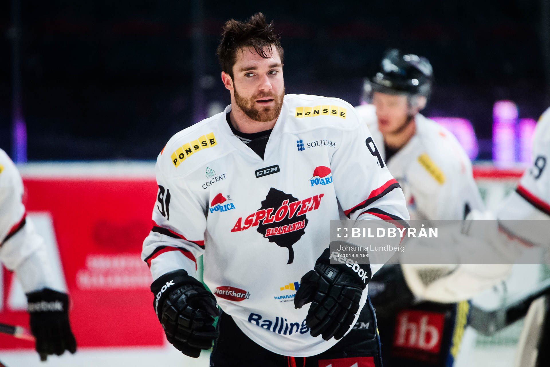 Asplövens Jacob Lagace blir av med hjälmen
