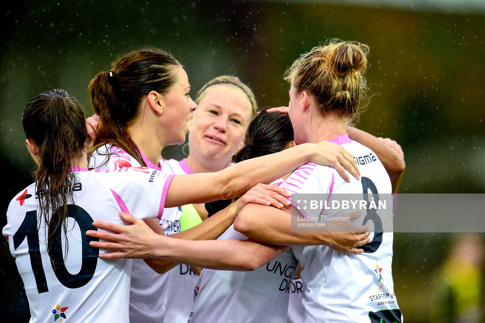 Rosengårds Kirsten Van De Ven jublar