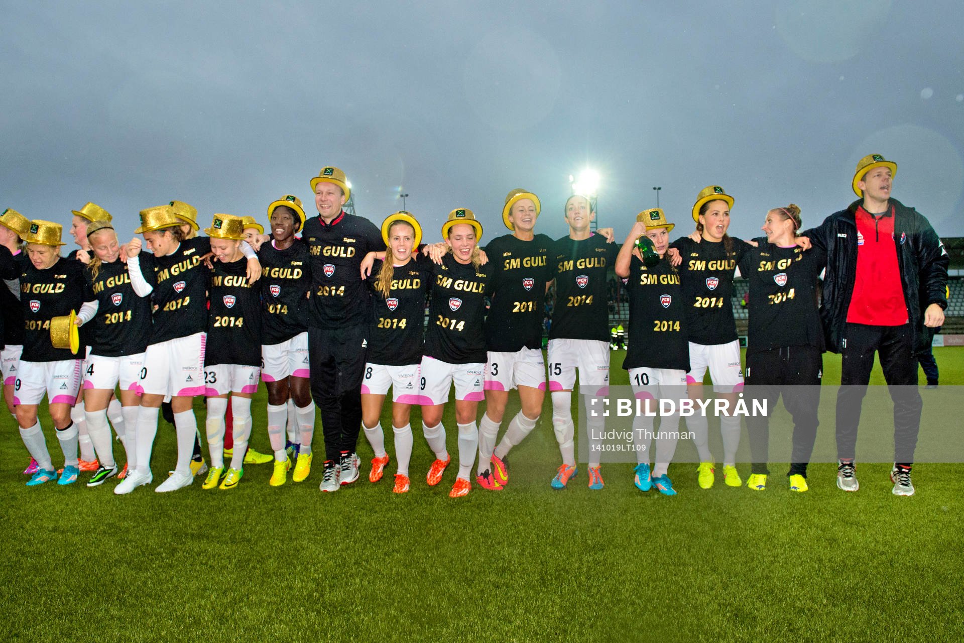 Rosengårds spelare firar sm-guldet