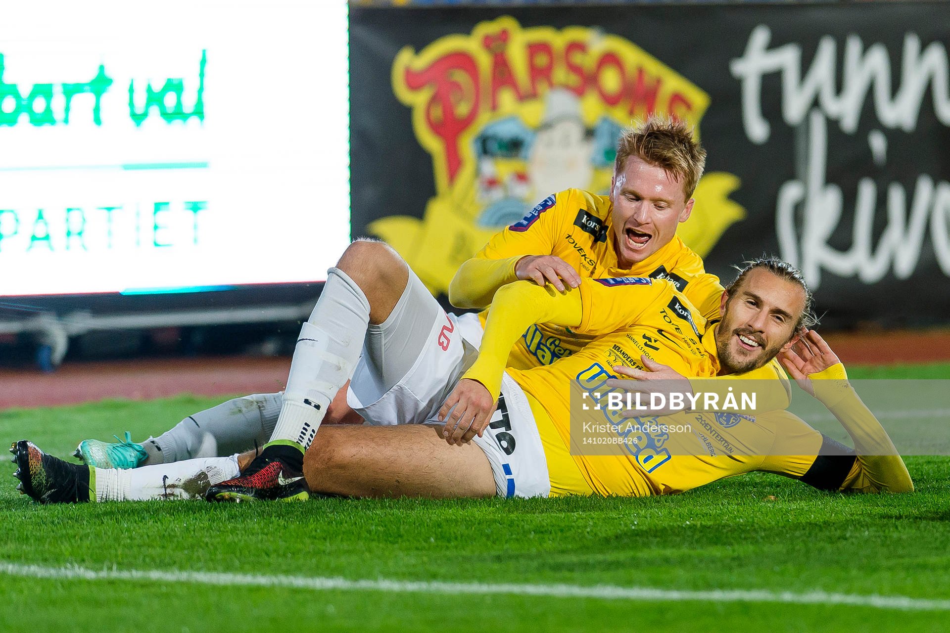 Falkenbergs Tobias Carlsson jublar