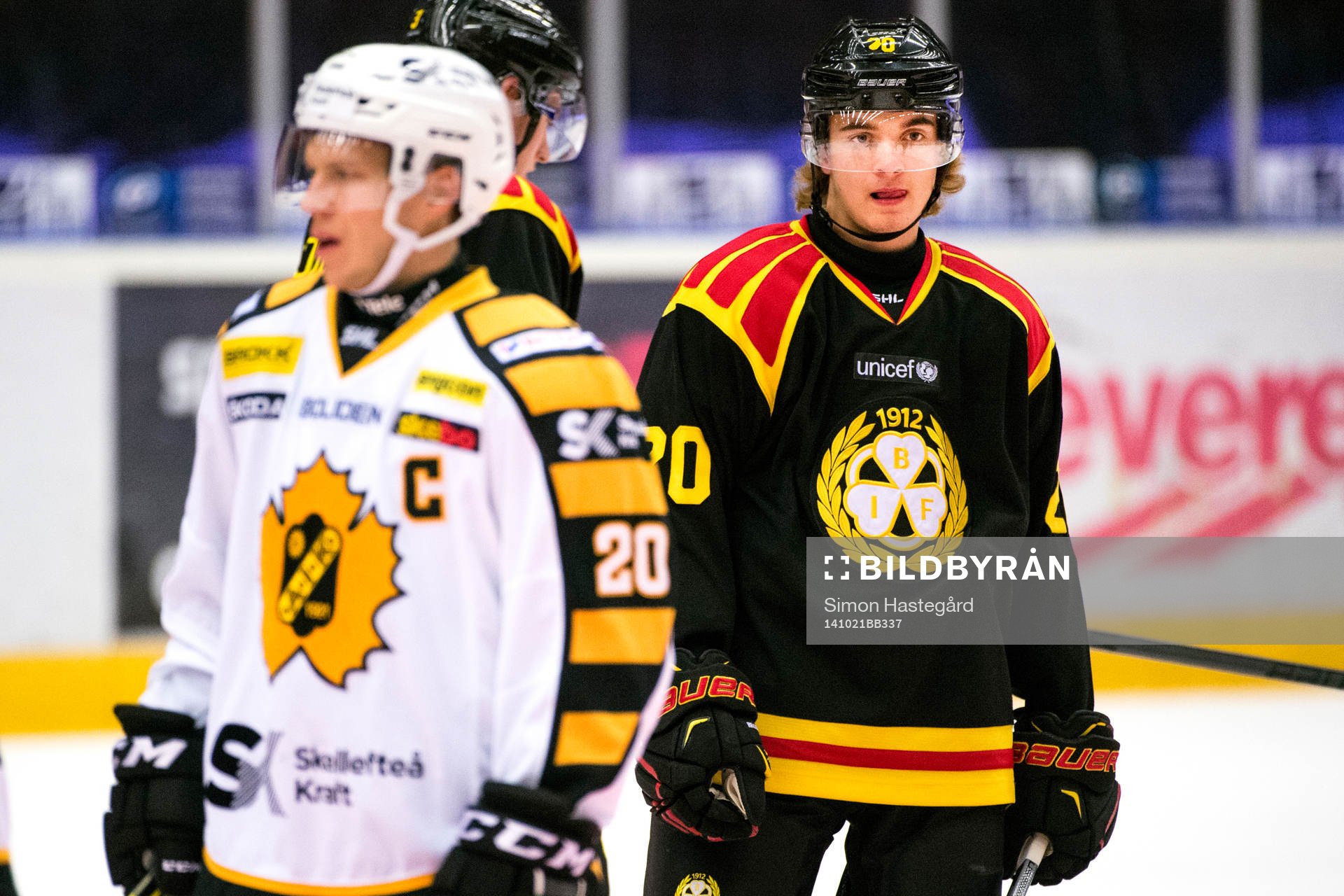 Skellefteås Erik Forssell och Brynäs Adam Brodecki på