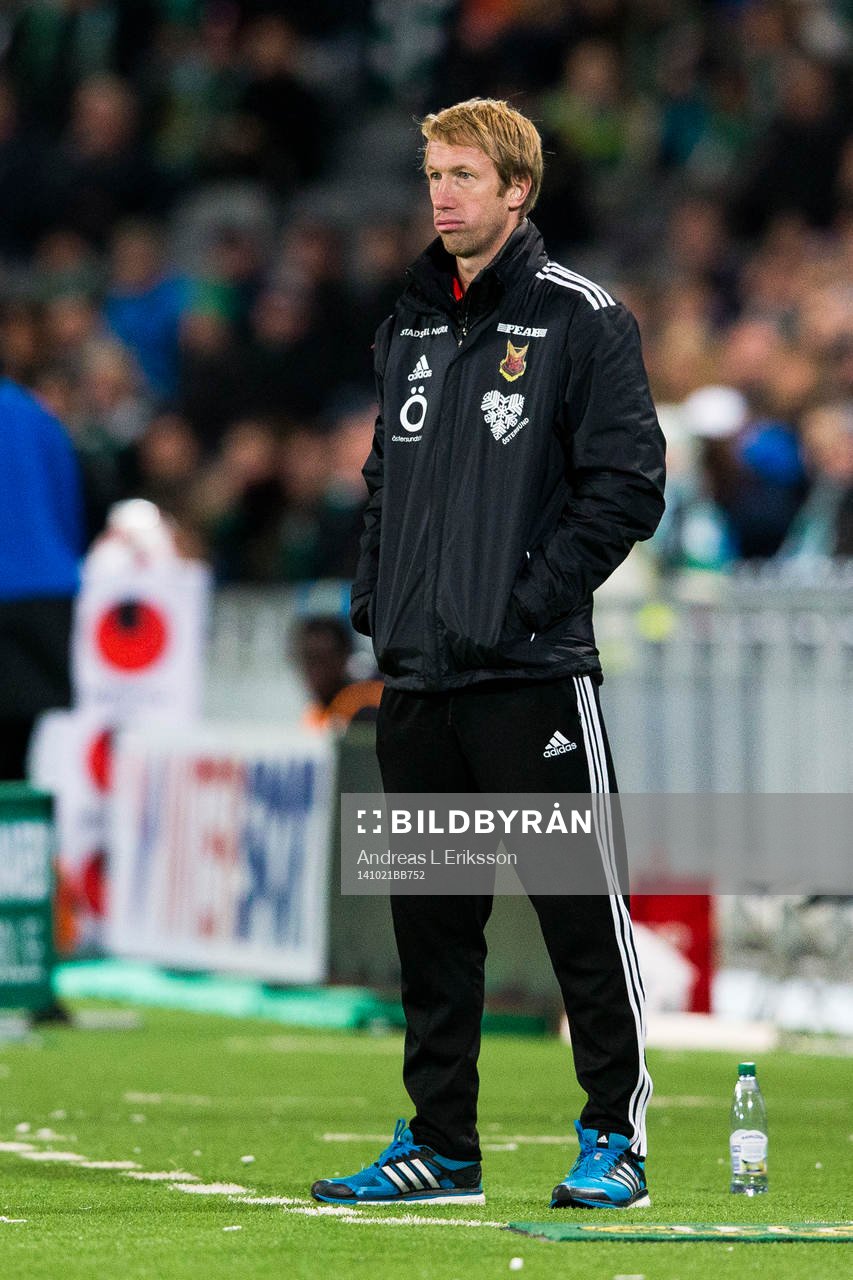 Östersunds tränare Graham Potter under fotbollsmatchen i Superettan mellan Hammarby och Östersund den 21 oktober 2014 i Stockholm. 