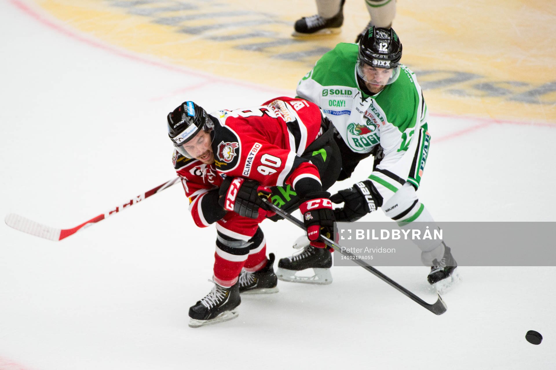 Malmö Redhawks Mattias Persson och Rögles Jack Connolly