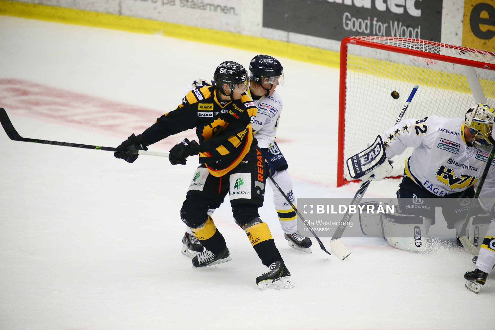 Skellefteås Oscar Sundqvist  jublar