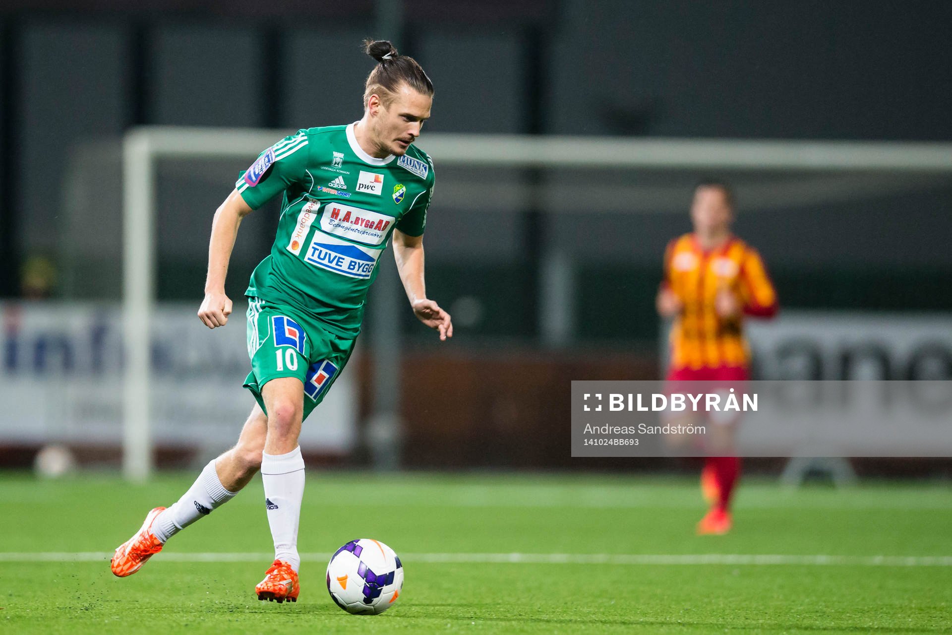 Ljungskiles Jonas Lindberg under matchen i superettan mellan Syrianska och Ljungskile den 24 Oktober 2014 i Södertälje. 