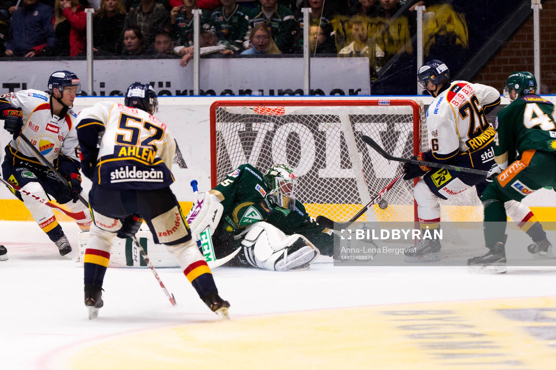 Djurgårdens David Rundqvist sätter pucken bakom