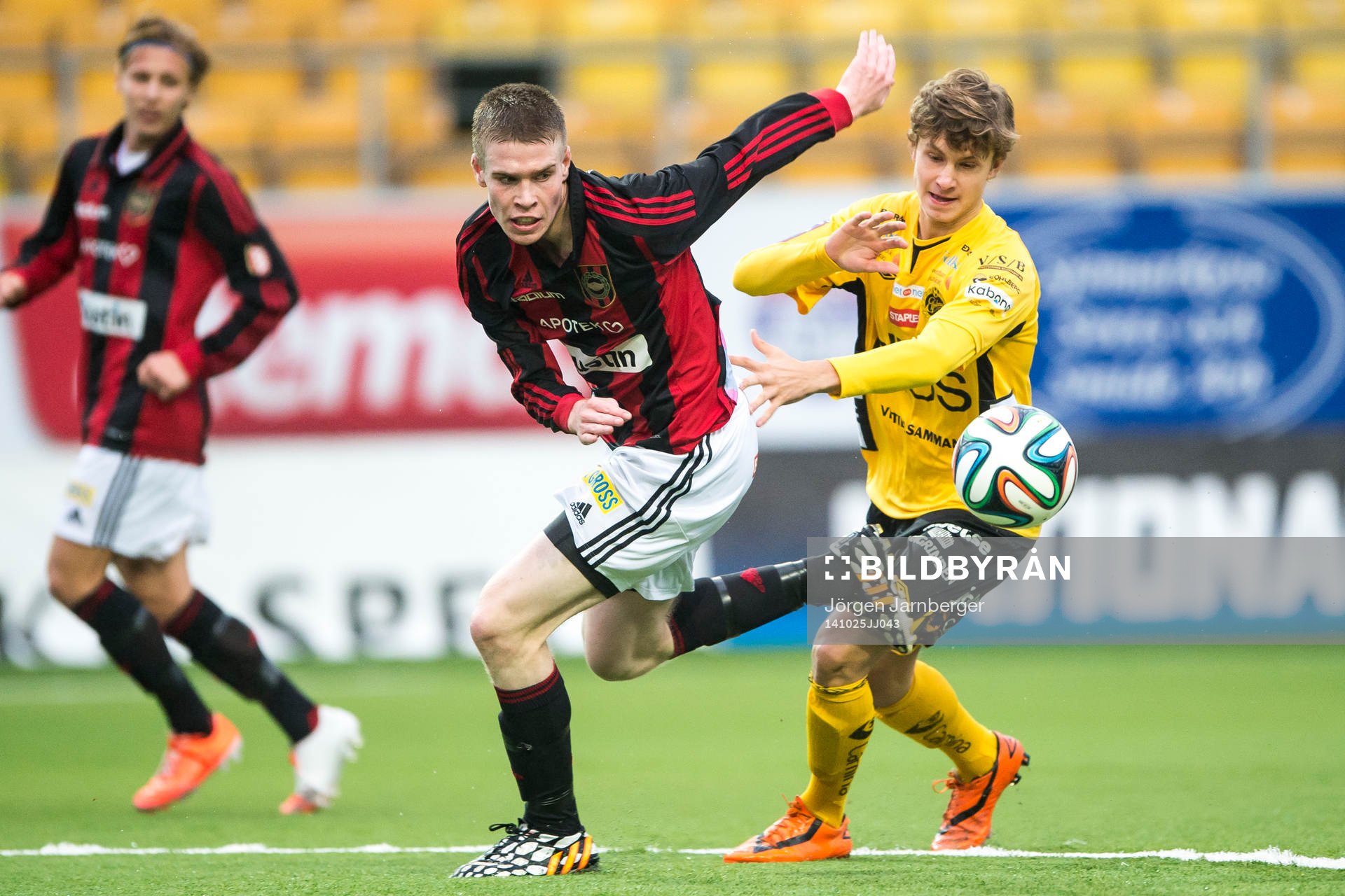 Brommapojkarnas Thomas Poppler Isherwood och Elfsborgs