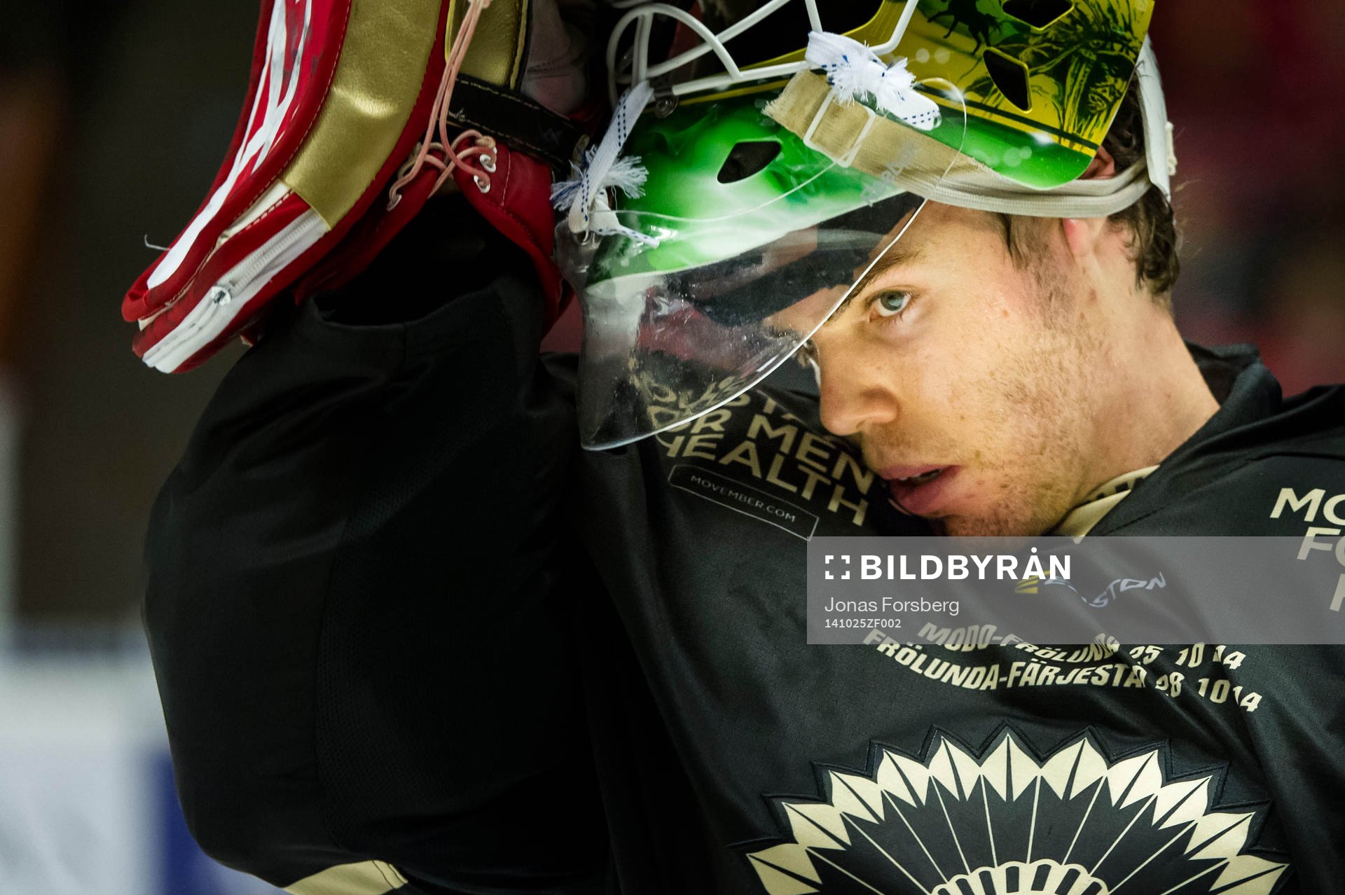Frölundas målvakt Linus Fernström