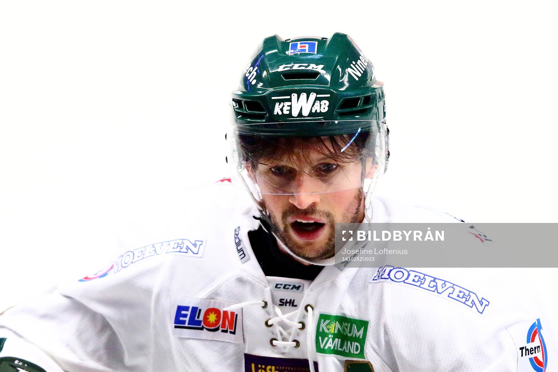 Färjestads Rickard Wallin reagerar