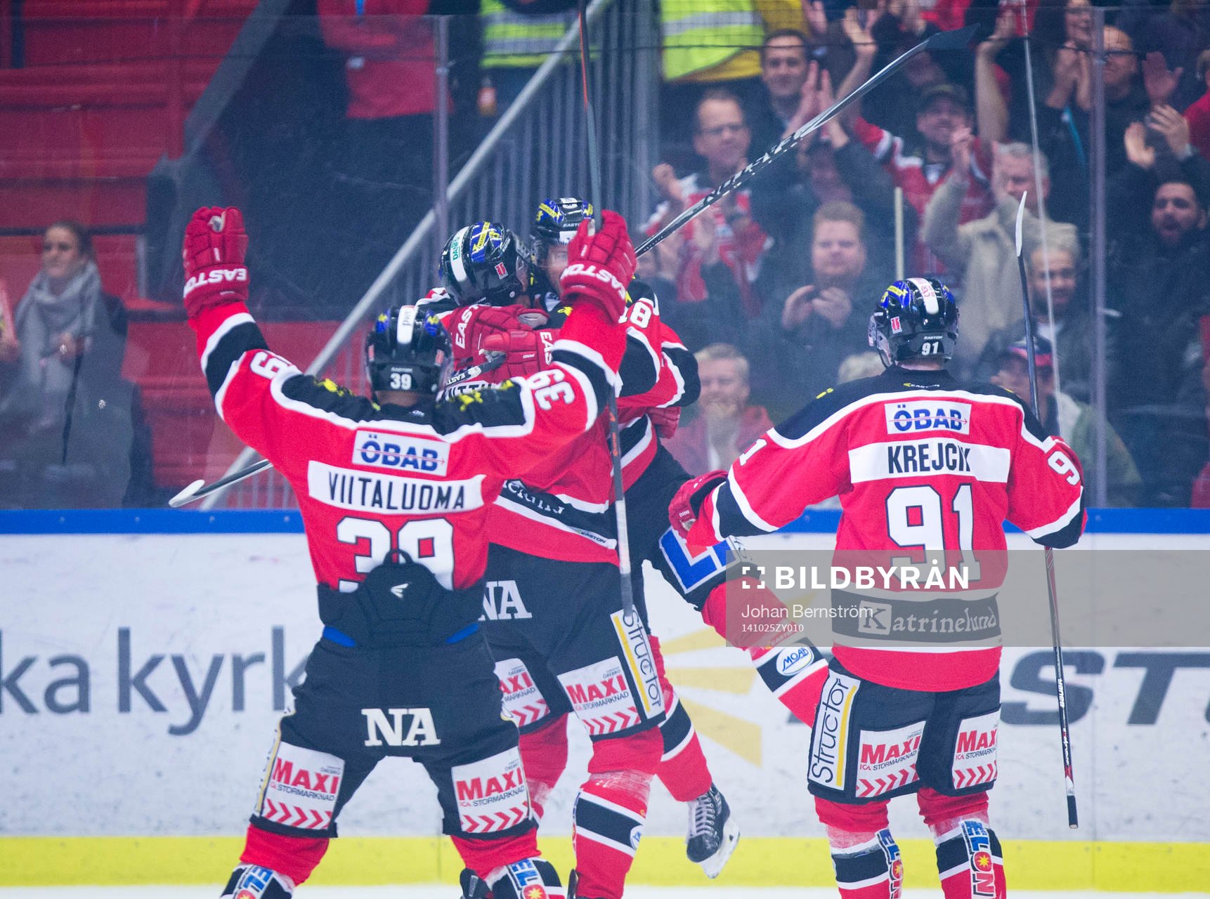 Örebros Jared Aulin gör 1-1 och jublar
